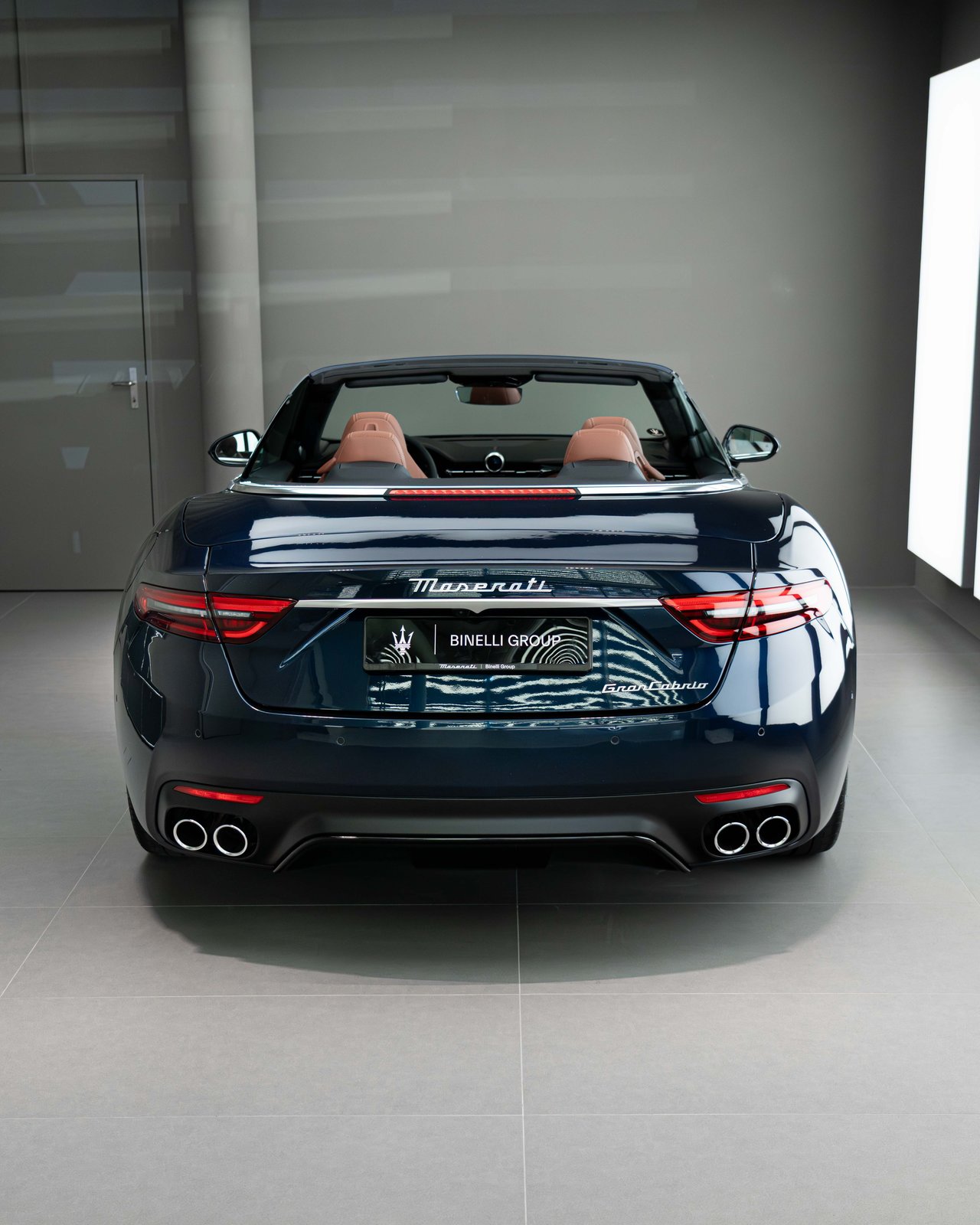 MASERATI GranCabrio Modena - Blu Nobile FUORISERIE - 2.99 Le, Benzin, Neuwagen, Automatik - 6
