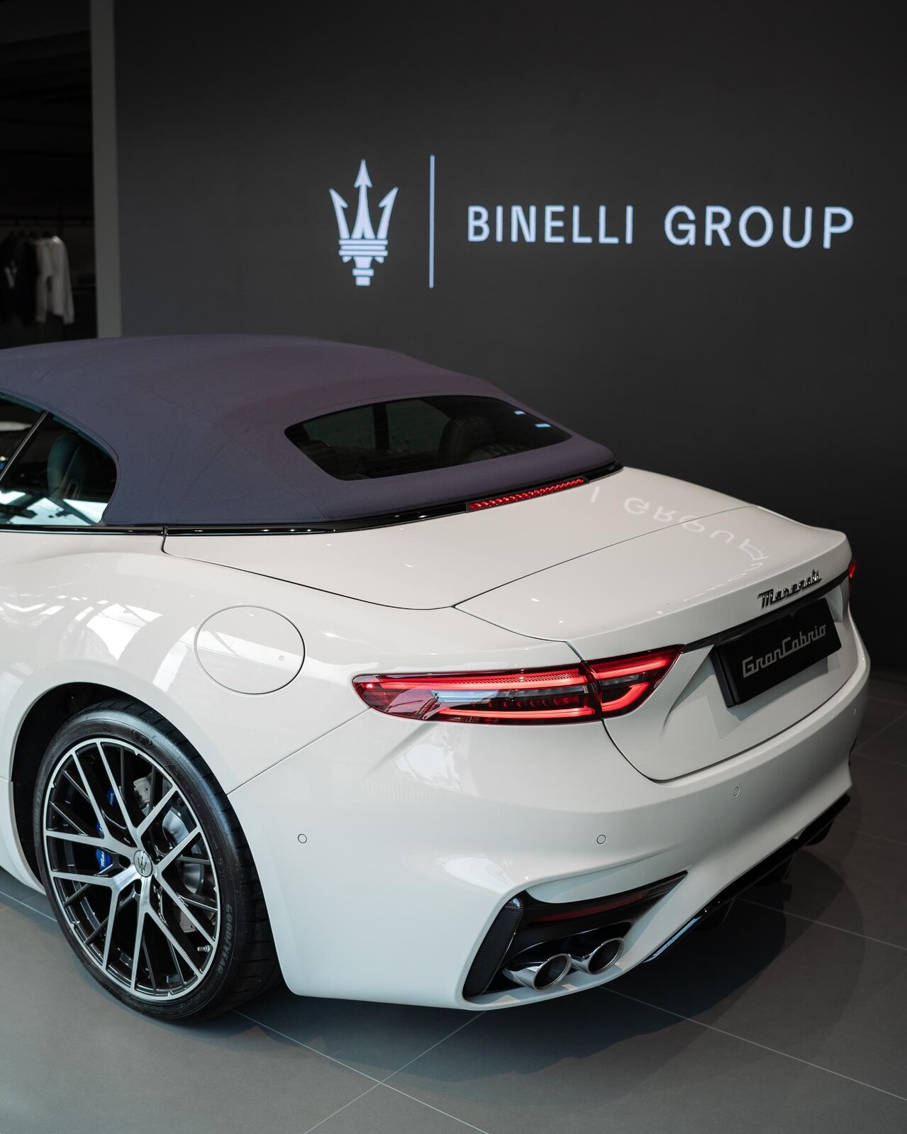 MASERATI Gran Cabrio 3.0 V6 Trofeo - FUORISERIE, Petrol, Second hand / Used, Automatic - 5