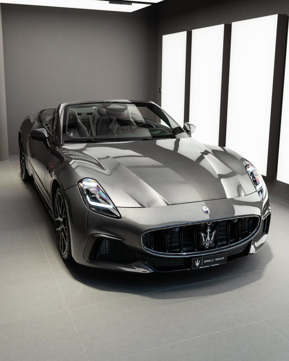 MASERATI GranCabrio Trofeo - Grigio Maratea, Benzin, Vorführwagen, Automatik - 2