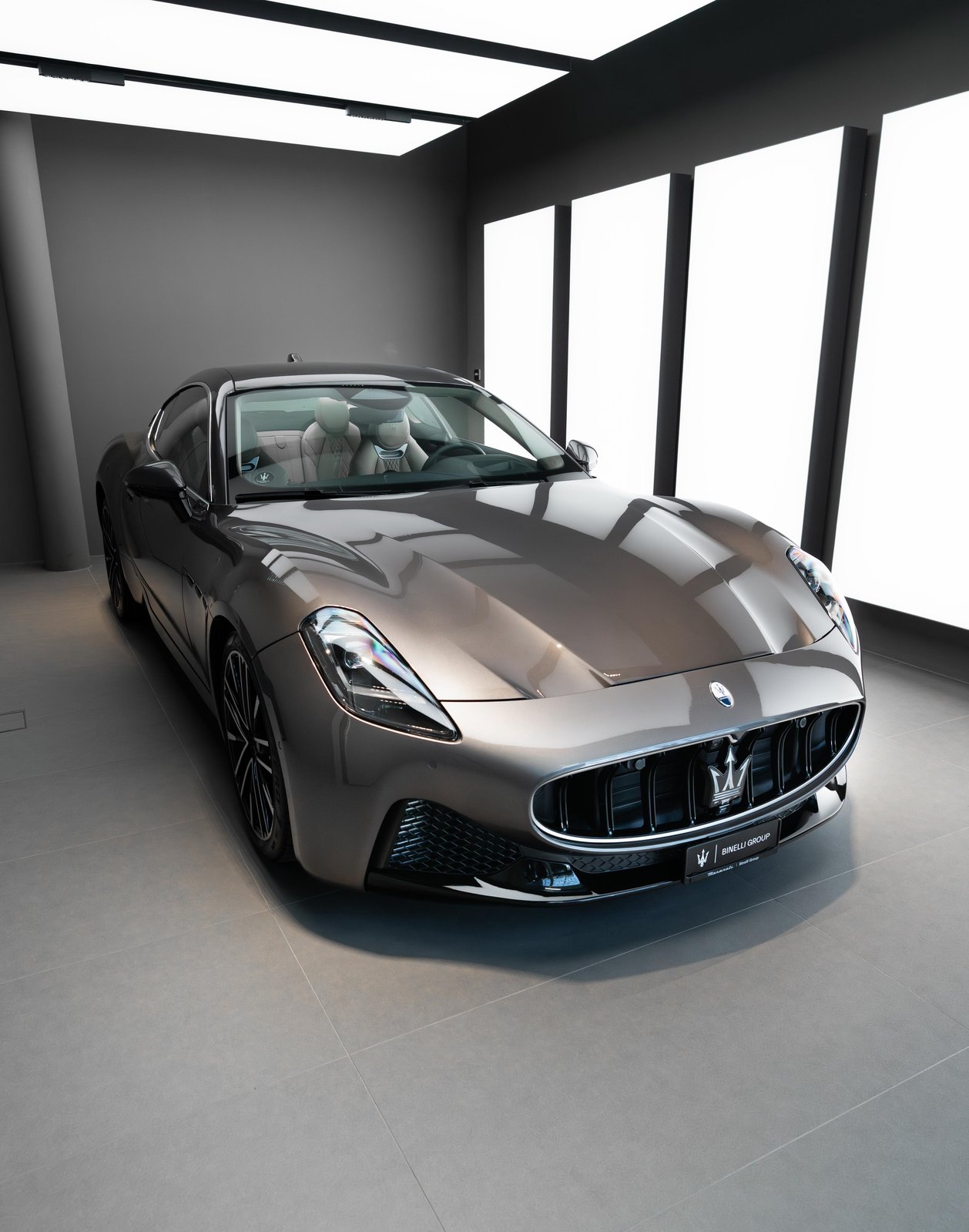 MASERATI GranTurismo Modena Automatica - Grigio Maratea, Essence, Voiture nouvelle, Automatique - 2