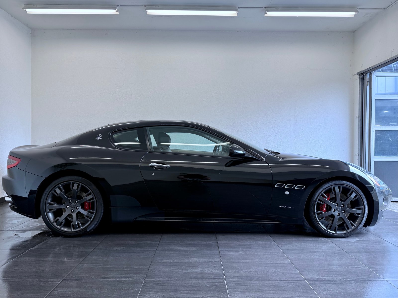 MASERATI GranTurismo S Cambiocorsa, Petrol, Second hand / Used, Automatic - 5