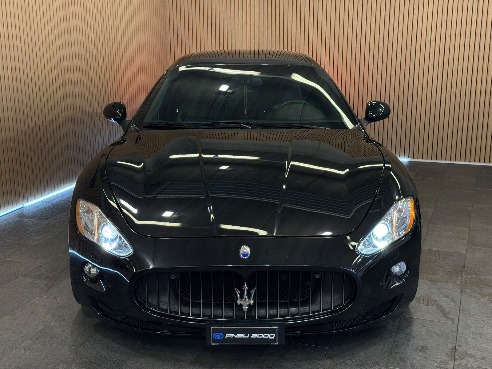 MASERATI GranTurismo S Automatica, Petrol, Second hand / Used, Automatic - 2