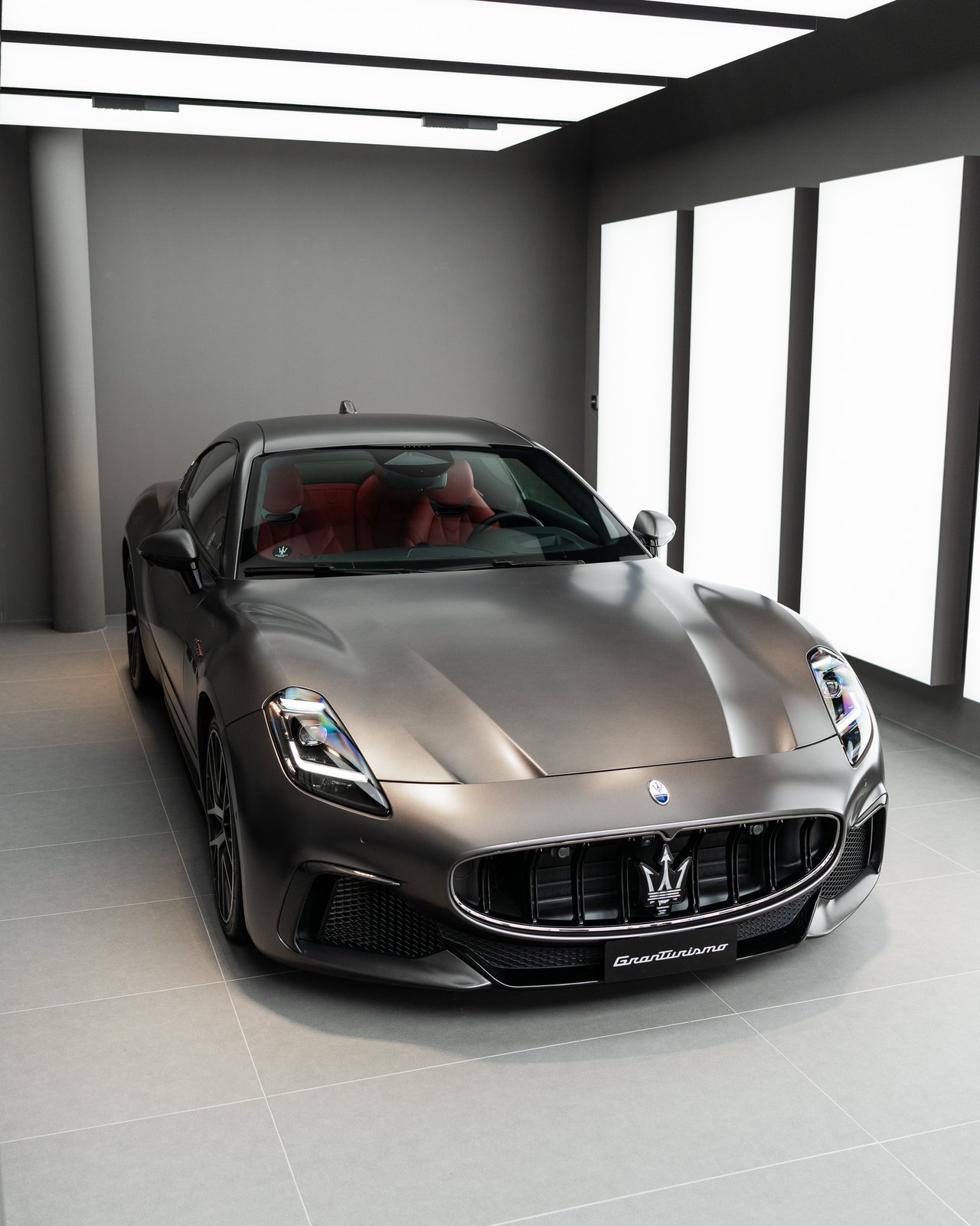 MASERATI GranTurismo Trofeo Automatica - Grigio Maratea Matt, Benzina, Auto dimostrativa, Automatico - 2