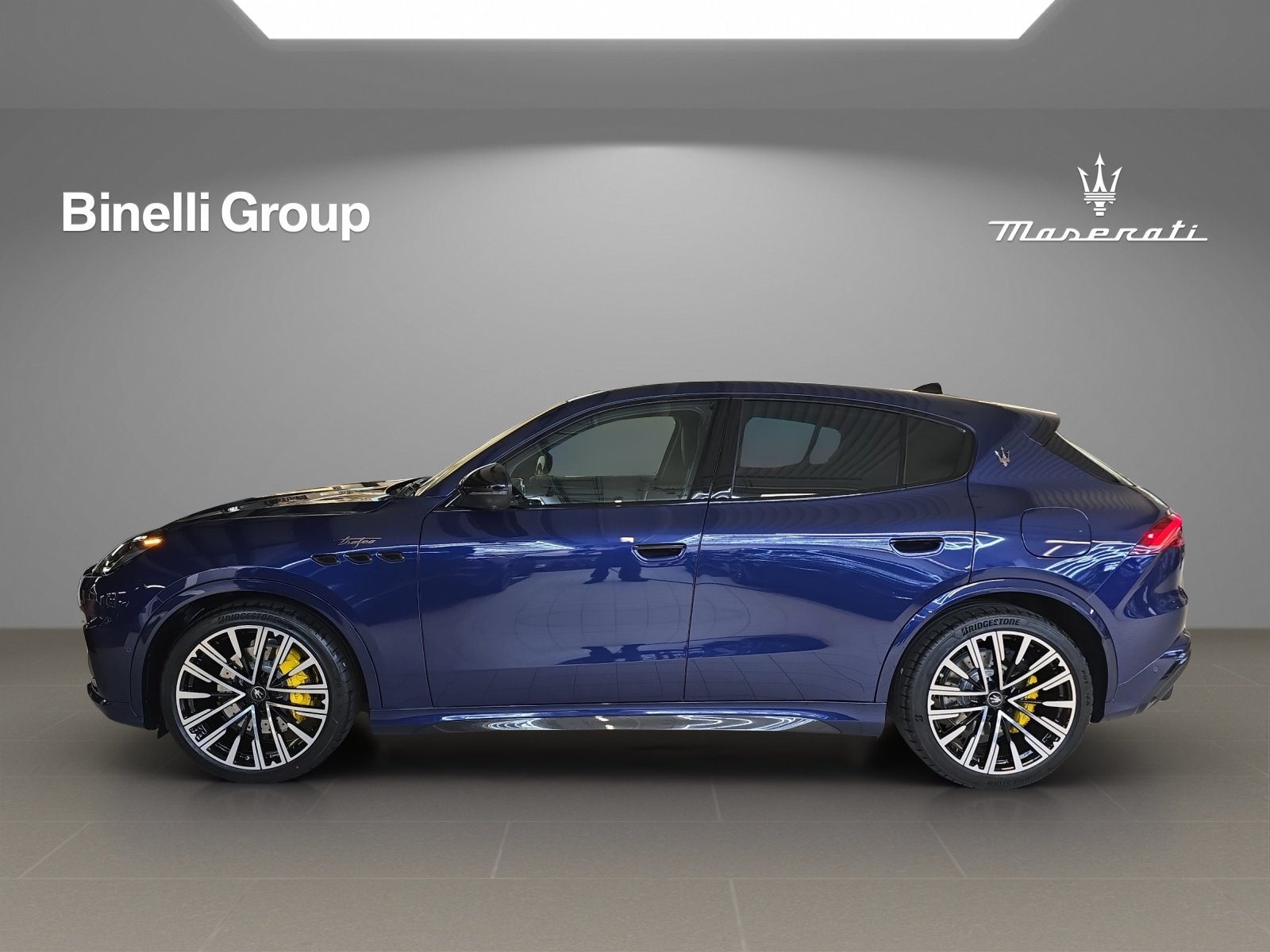 MASERATI Grecale 3.0 Trofeo Automatica - Blu Modena, Benzin, Neuwagen, Automatik - 2