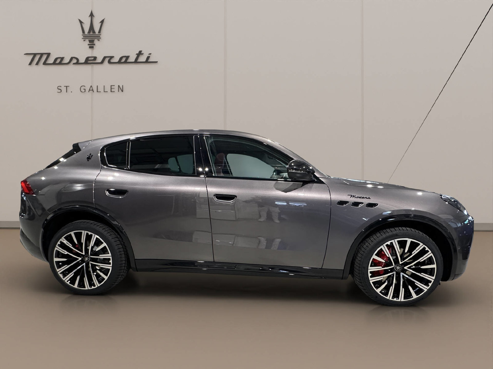 MASERATI Grecale 2.0 Hybrid Modena, Mild-Hybrid Petrol/Electric, Second hand / Used, Automatic - 4