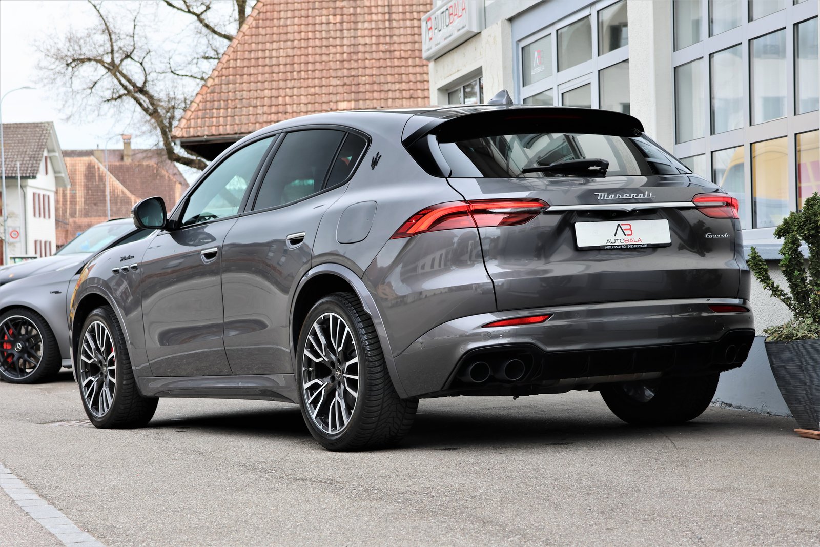 MASERATI Grecale 2.0 MHEV Modena Hybrid Automatica, Mild-Hybrid Petrol/Electric, Second hand / Used, Automatic - 3