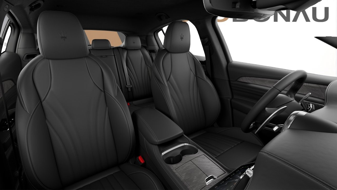 MASERATI Grecale 2.0 Hybrid Modena Nero Tempesta, Mild-Hybrid Benzin/Elektro, Occasion / Gebraucht, Automatik - 6