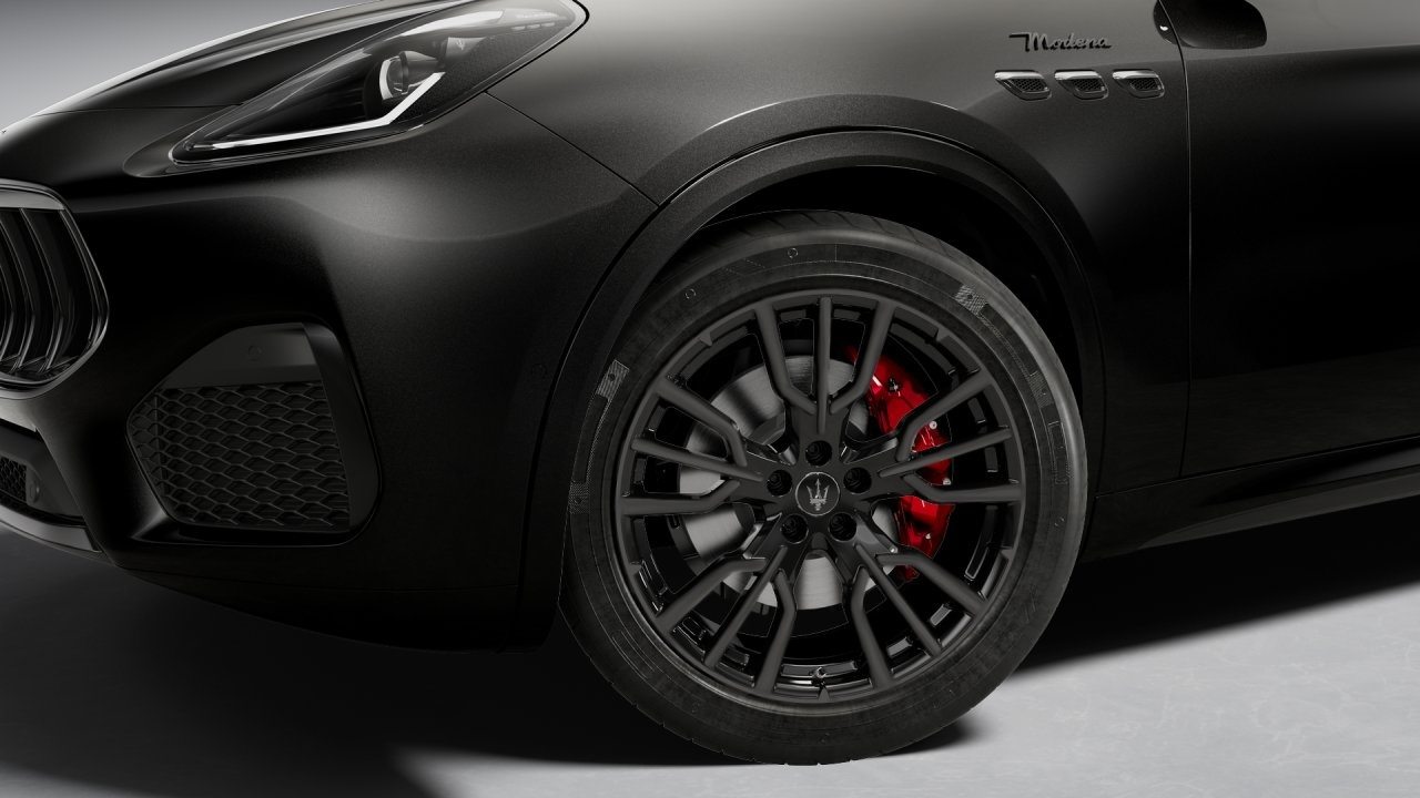 MASERATI Grecale 2.0 Hybrid Modena Nero Tempesta, Mild-Hybrid Benzin/Elektro, Occasion / Gebraucht, Automatik - 7