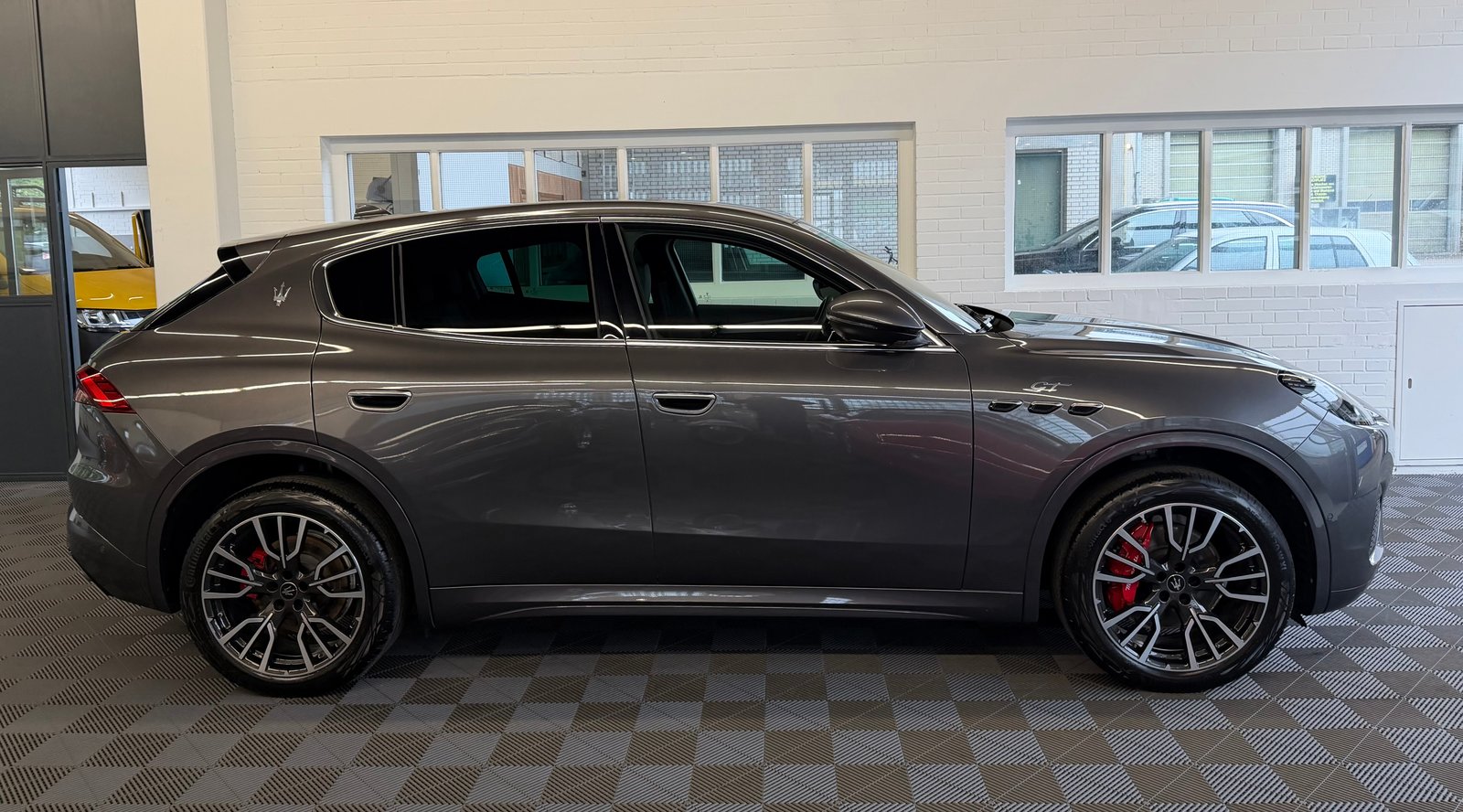 MASERATI Grecale 2.0 MHEV GT 301 PS 4X4 ( CH )9Hybrid Automa, Hybride Léger Essence/Électricité, Occasion / Utilisé, Automatique - 2