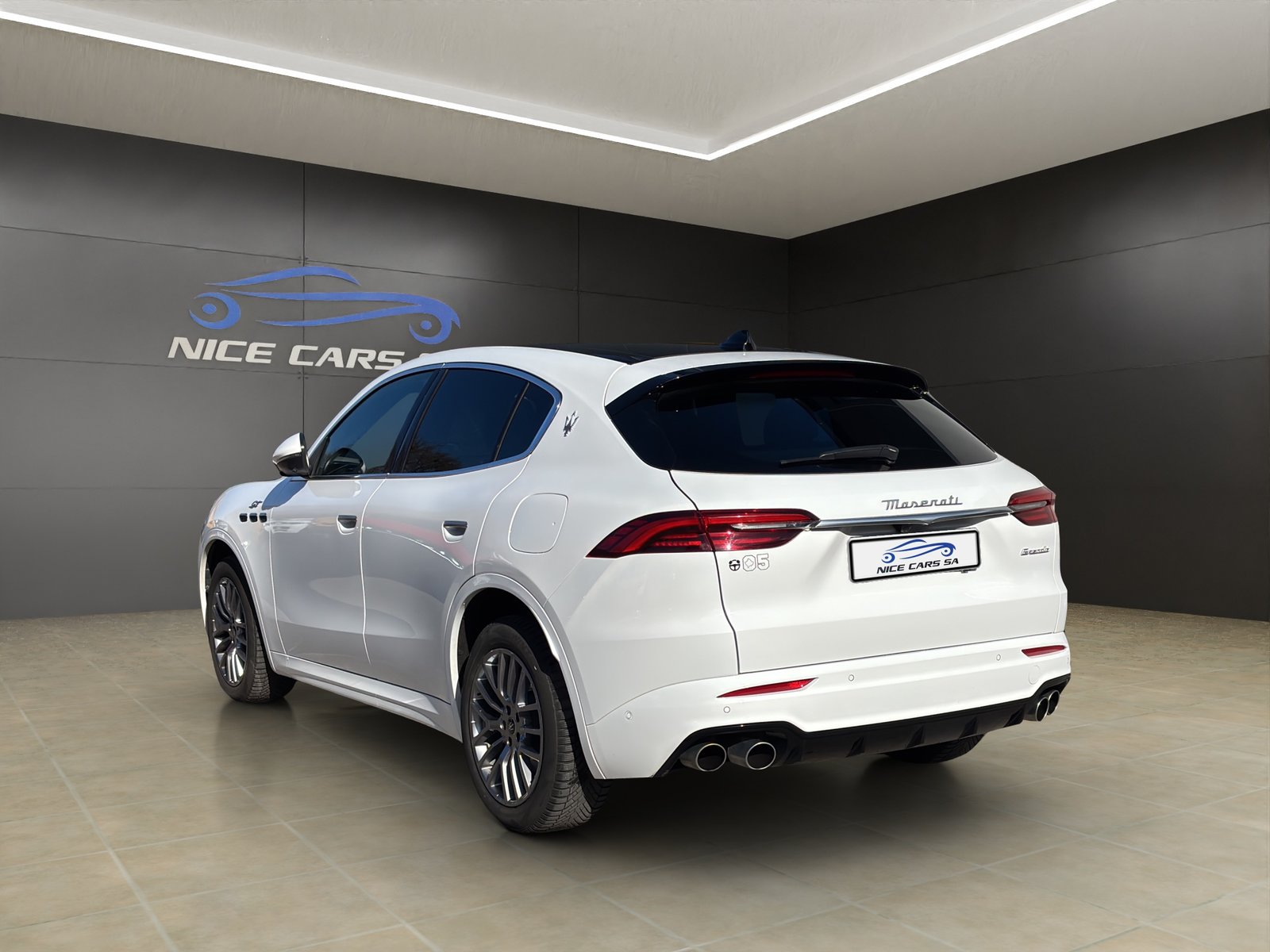 MASERATI Grecale 2.0 MHEV GT Hybrid Automatica, Mild-Hybrid Petrol/Electric, Second hand / Used, Automatic - 3