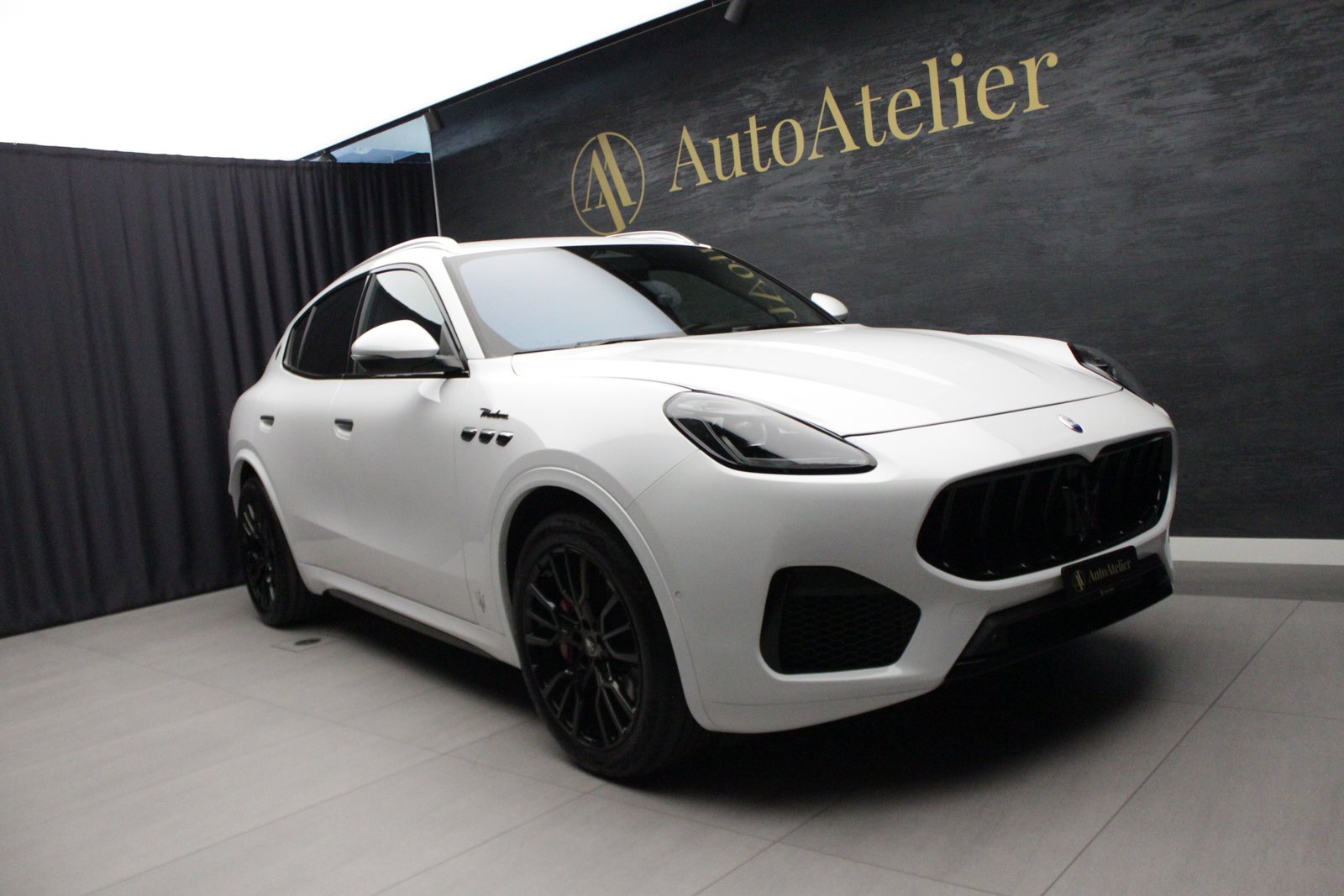MASERATI Grecale 2.0 MHEV Modena Hybrid Automatica, Mild-Hybrid Petrol/Electric, Second hand / Used, Automatic - 2