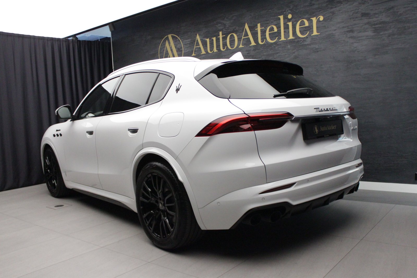 MASERATI Grecale 2.0 MHEV Modena Hybrid Automatica, Mild-Hybrid Petrol/Electric, Second hand / Used, Automatic - 7