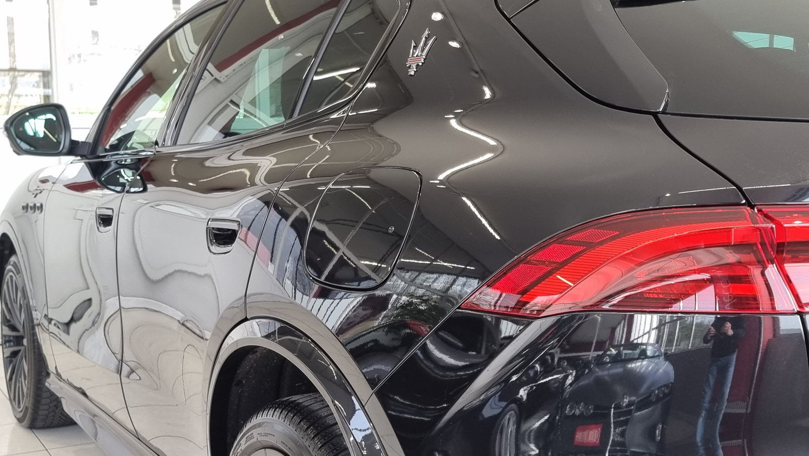 MASERATI Grecale 3.0 V6 Trofeo, Petrol, Ex-demonstrator, Automatic - 4