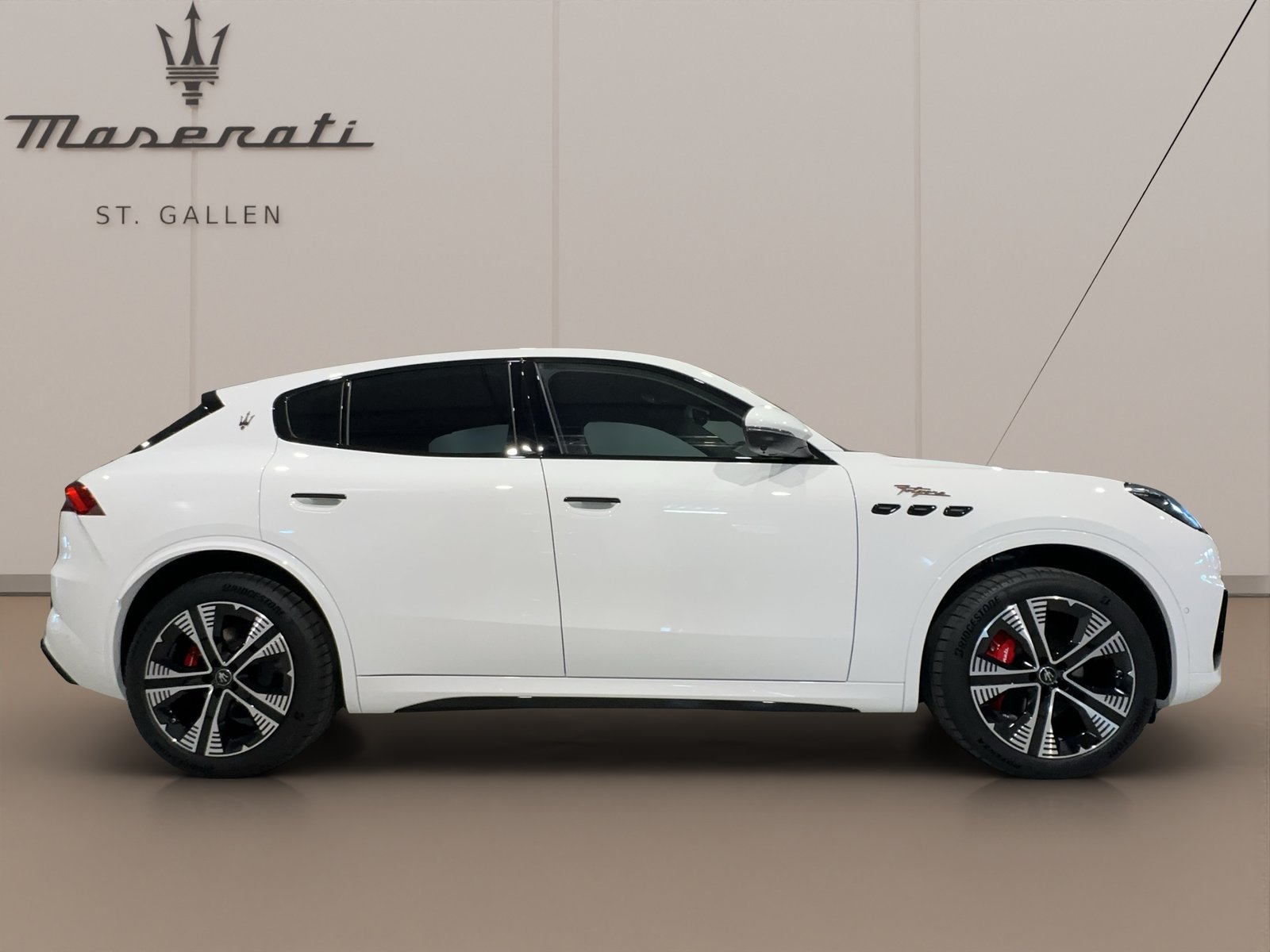 MASERATI Grecale Folgore, Electric, Ex-demonstrator, Automatic - 4