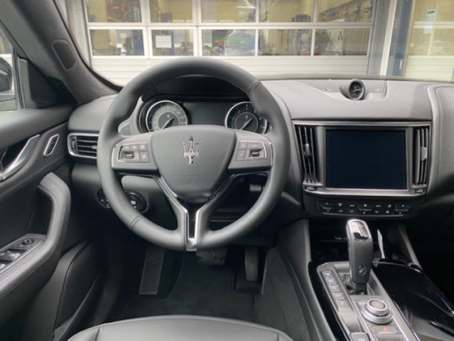 MASERATI Levante 2.0 MHEV GTHybrid, Occasion / Gebraucht, Automatik - 7