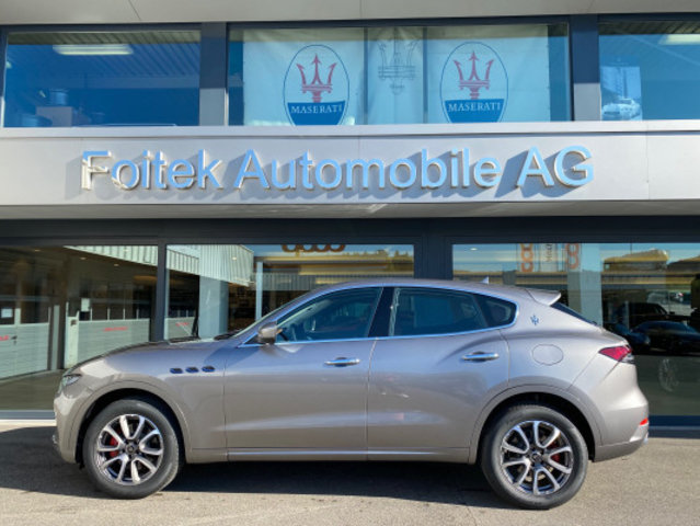 MASERATI Levante 2.0 MHEV GTHybrid, Second hand / Used, Automatic - 2