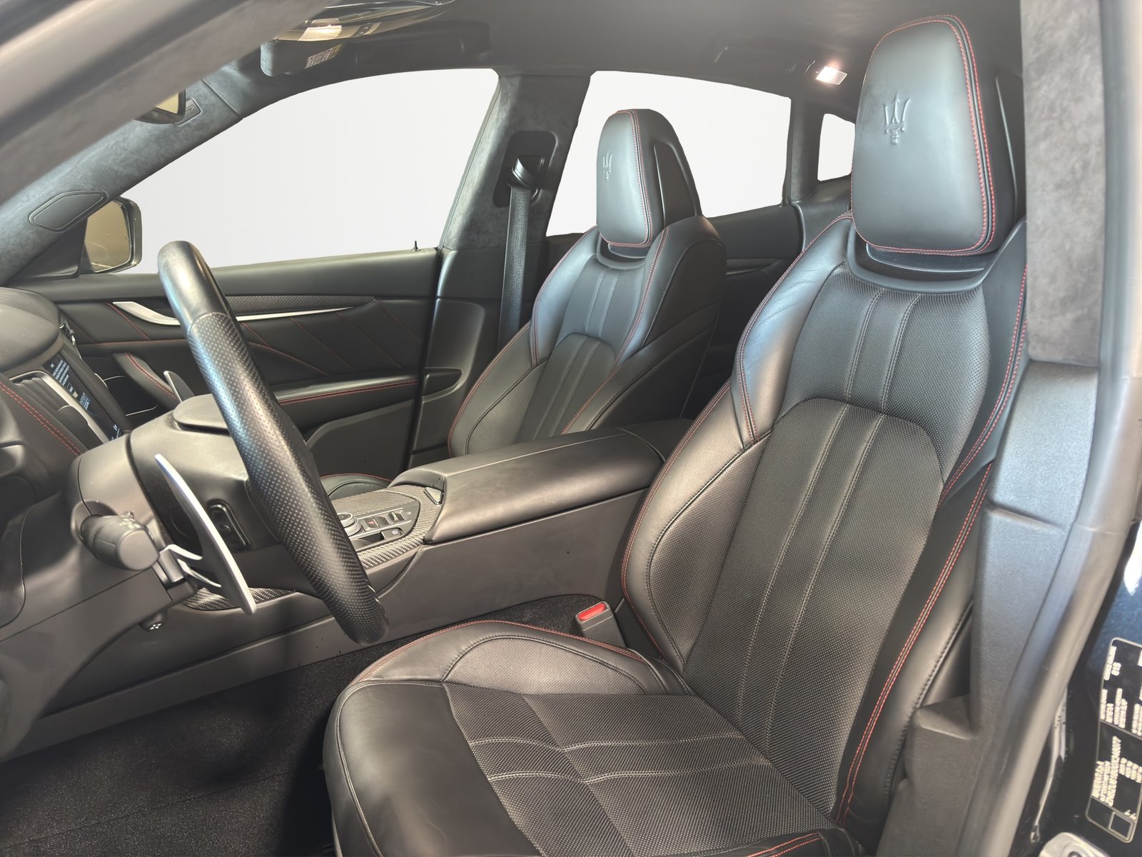 MASERATI Levante 3.8 V8 GTS, Benzin, Occasion / Gebraucht, Automatik - 6
