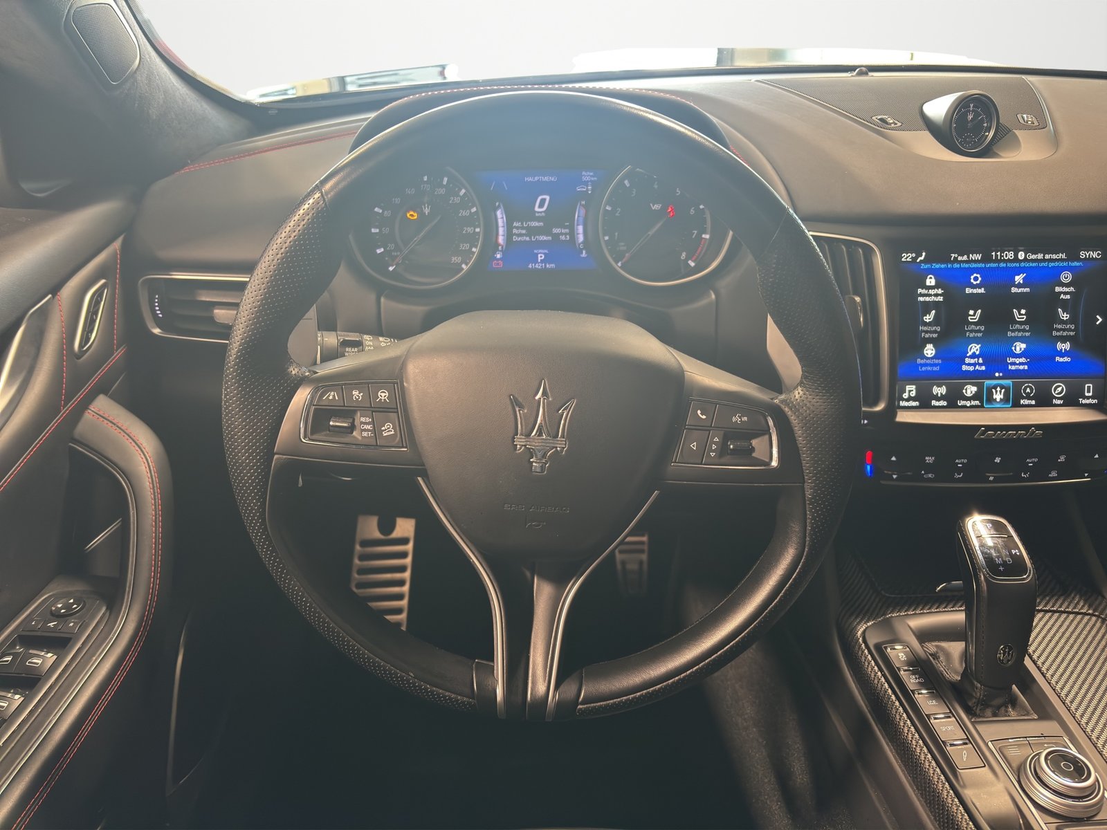 MASERATI Levante 3.8 V8 GTS, Benzin, Occasion / Gebraucht, Automatik - 7