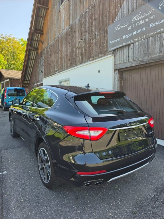MASERATI LEVANTE 3.0 V6 D, Diesel, Occasion / Gebraucht, Automatik - 6