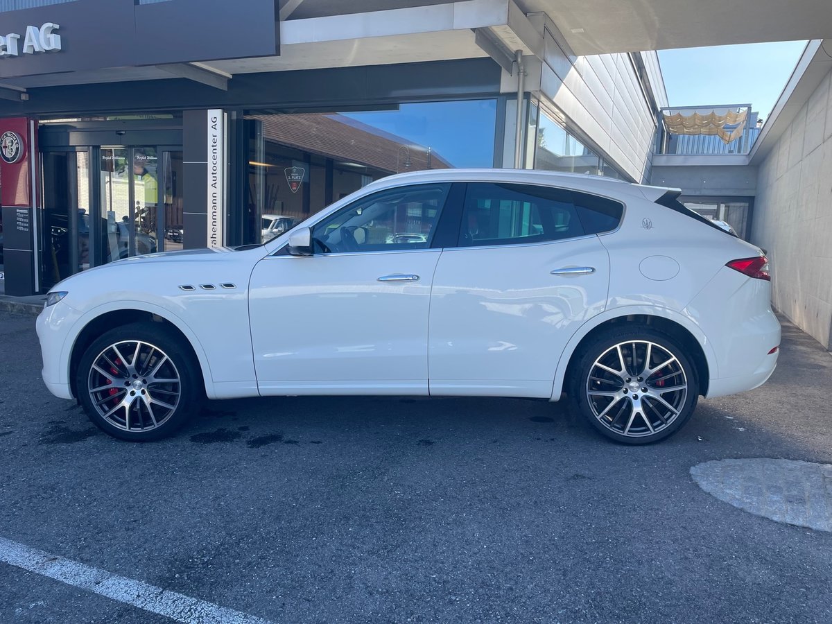 MASERATI LEVANTE S 3.0 V6, Petrol, Second hand / Used, Automatic - 6