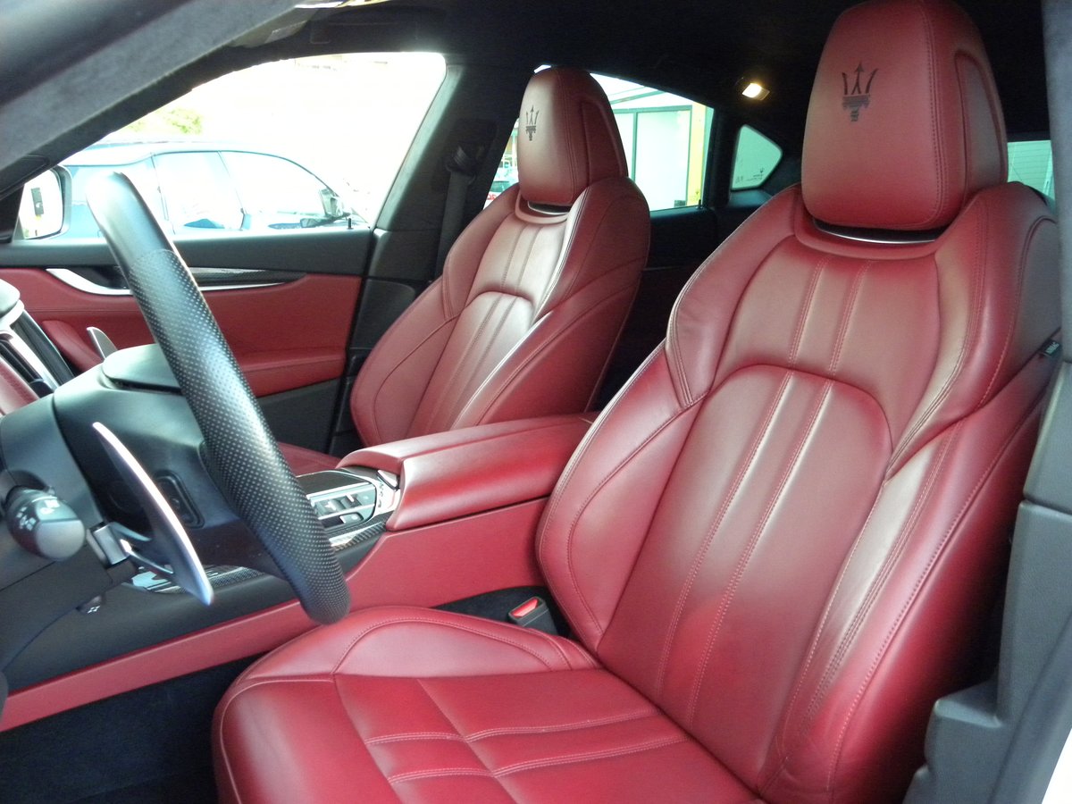 MASERATI Levante S 3.0 V6 GranSport Automatica, Benzin, Occasion / Gebraucht, Automatik - 7