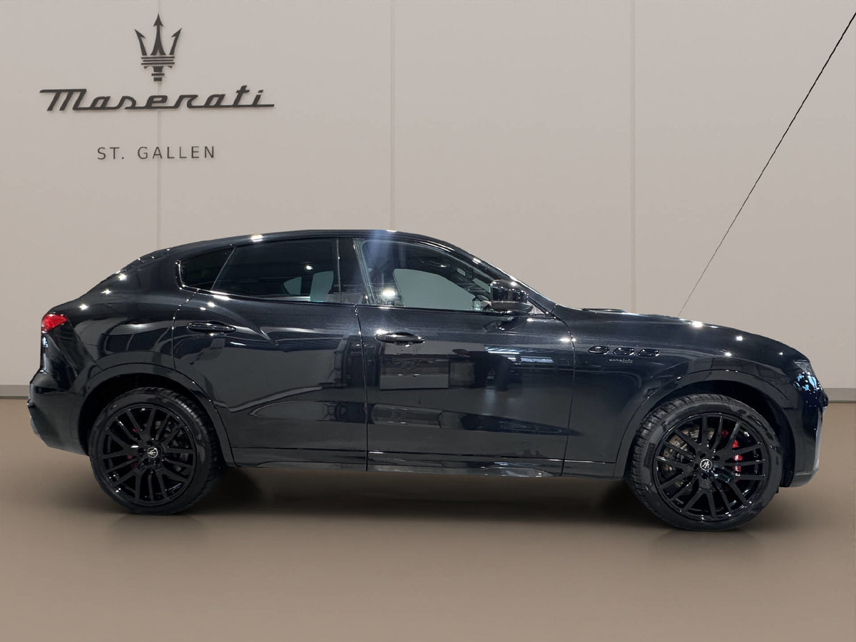 MASERATI Levante 3.8 V8 Trofeo Q4 Automatica, Benzin, Occasion / Gebraucht, Automatik - 4