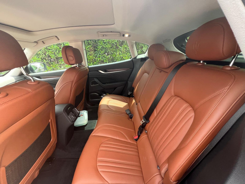 MASERATI Levante 3.0 V6 Modena Ultima, Essence, Occasion / Utilisé, Automatique - 5