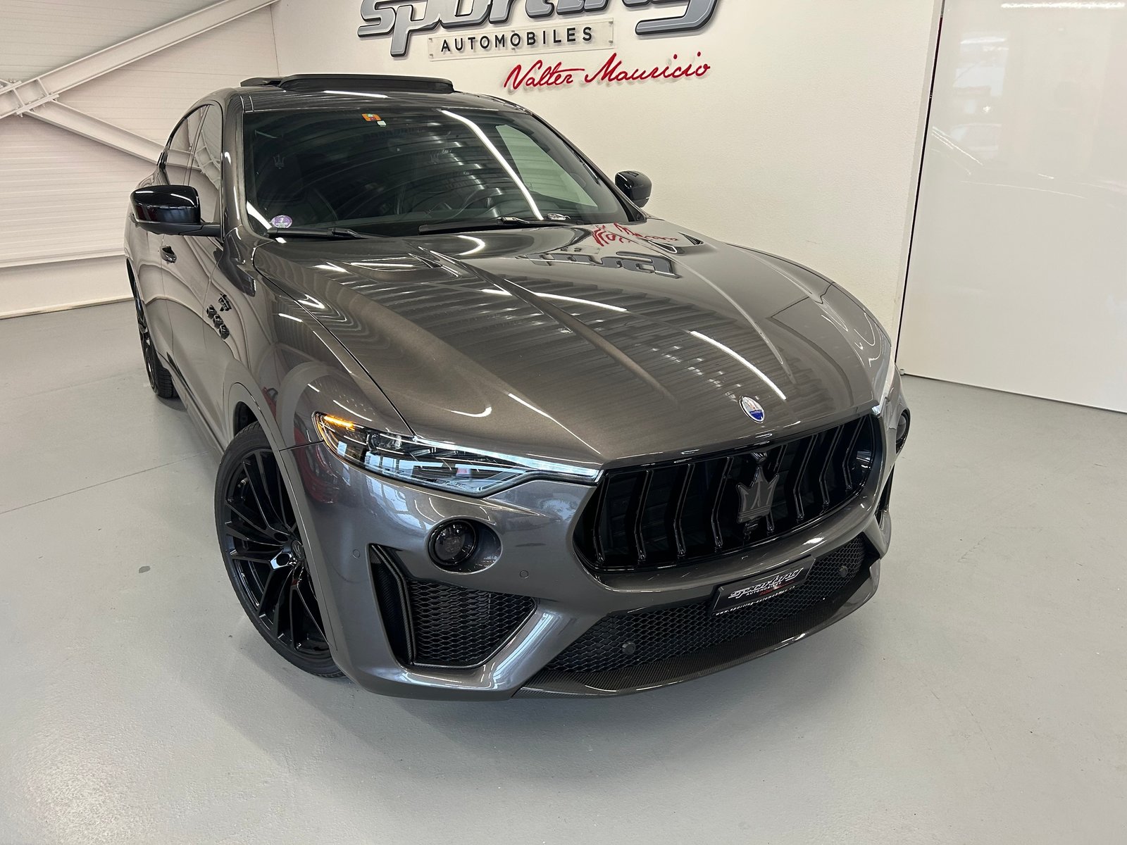MASERATI Levante 3.8 V8 Trofeo Q4 Automatica, Benzin, Occasion / Gebraucht, Automatik - 2