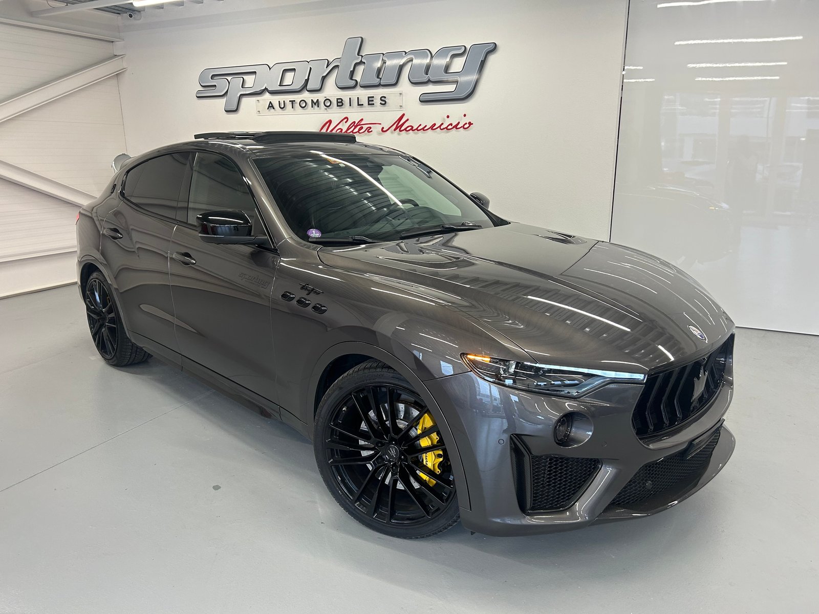 MASERATI Levante 3.8 V8 Trofeo Q4 Automatica, Benzin, Occasion / Gebraucht, Automatik - 5