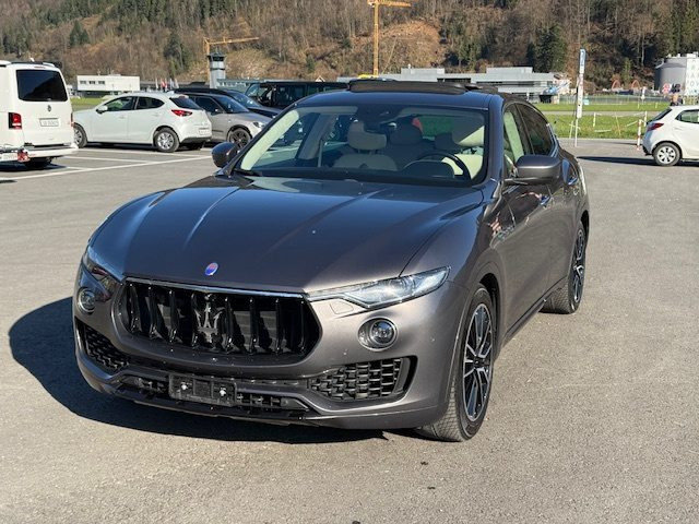MASERATI Levante 3.0 V6 S, Petrol, Second hand / Used, Automatic - 6