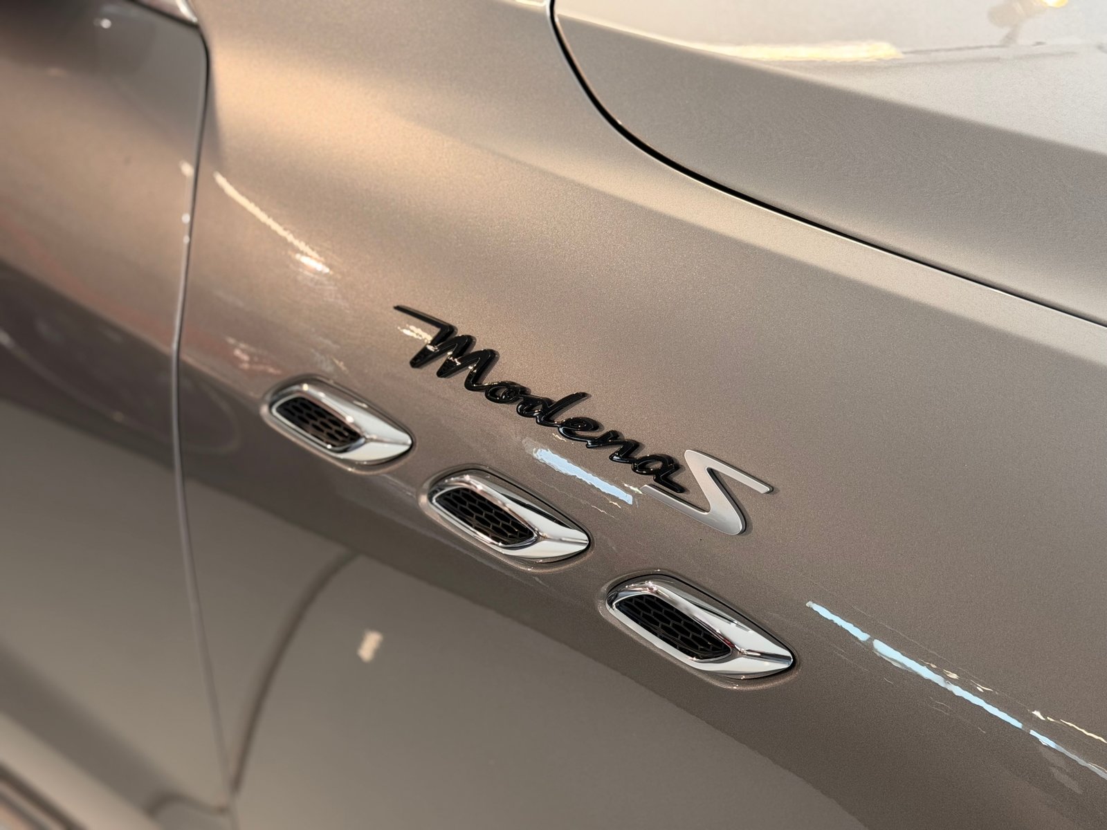 MASERATI Levante S 3.0 V6 Modena S Automatica, Benzin, Occasion / Gebraucht, Automatik - 5
