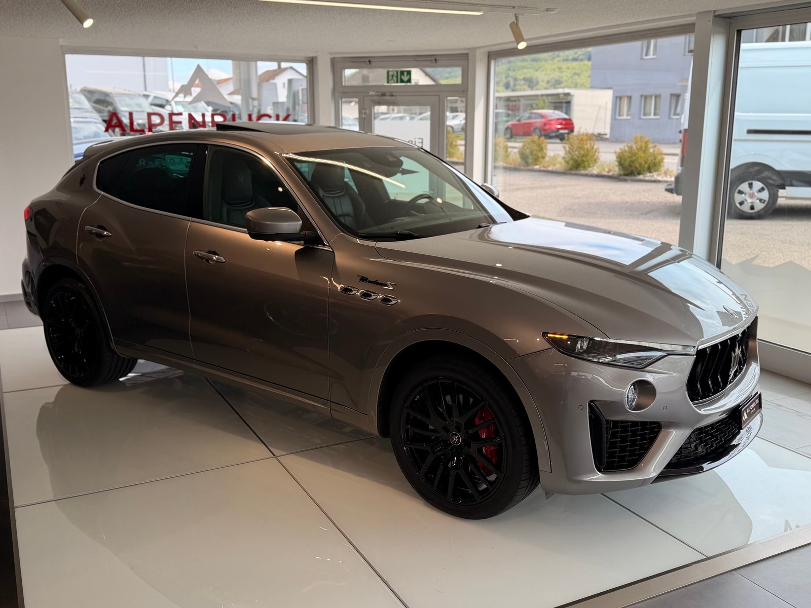 MASERATI Levante S 3.0 V6 Modena S Automatica, Benzin, Occasion / Gebraucht, Automatik - 6