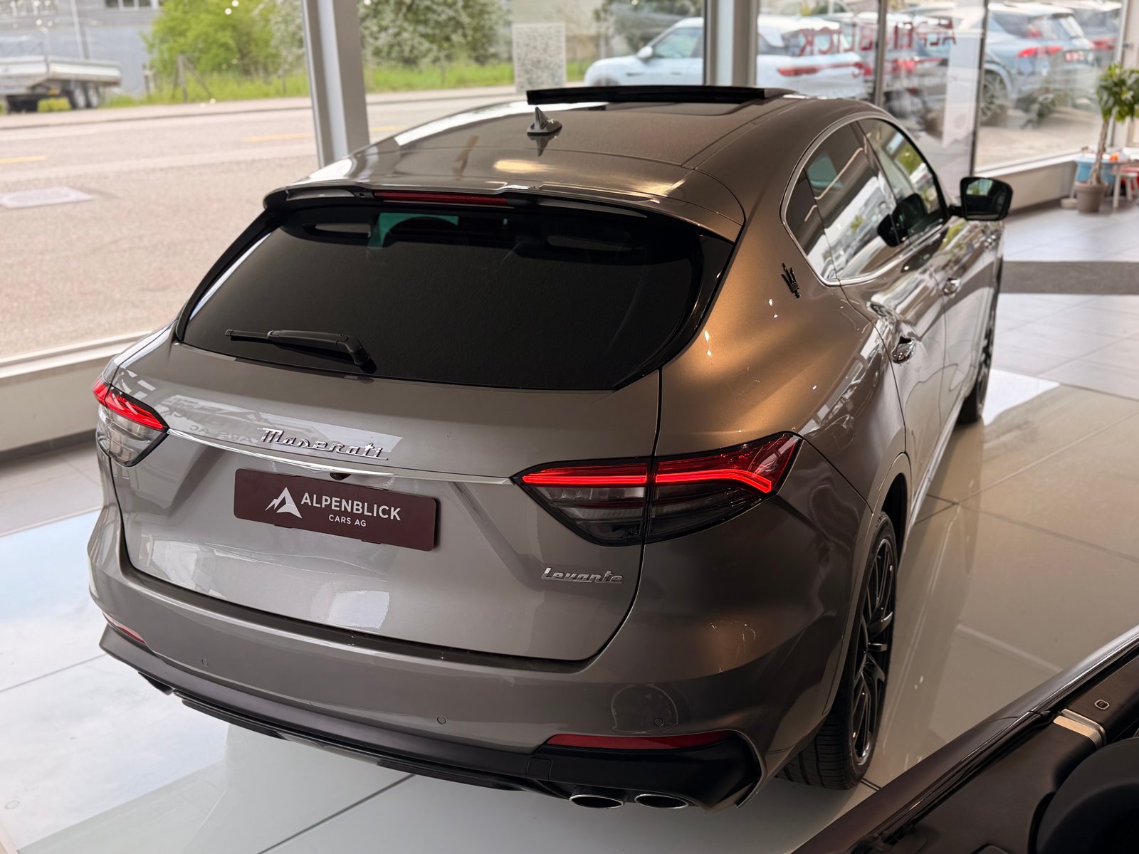 MASERATI Levante S 3.0 V6 Modena S Automatica, Benzin, Occasion / Gebraucht, Automatik - 7