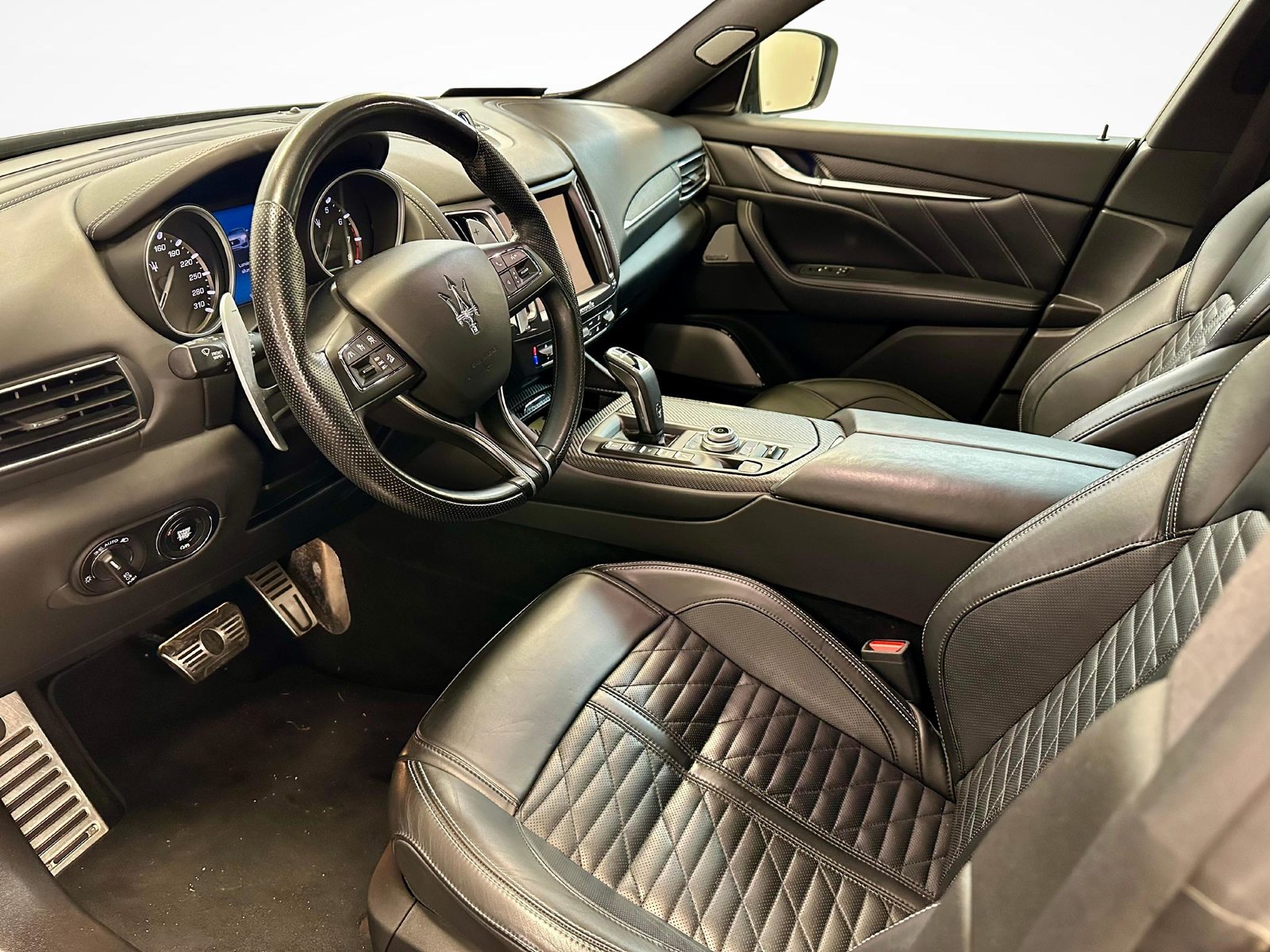MASERATI Levante 3.0 V6 GranSport, Benzin, Occasion / Gebraucht, Automatik - 4