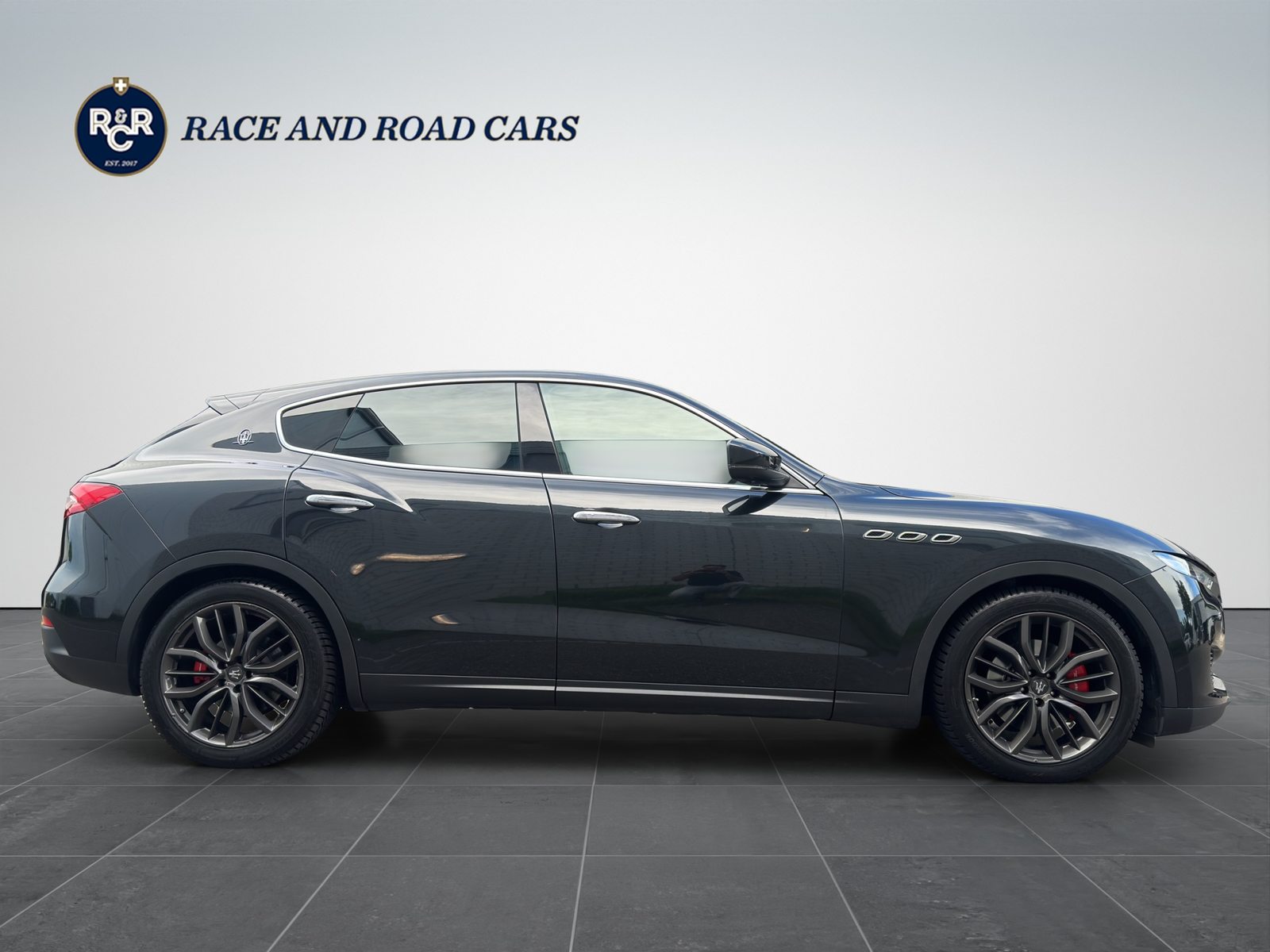 MASERATI Levante 3.0 V6 D Essence, Diesel, Second hand / Used, Automatic - 4