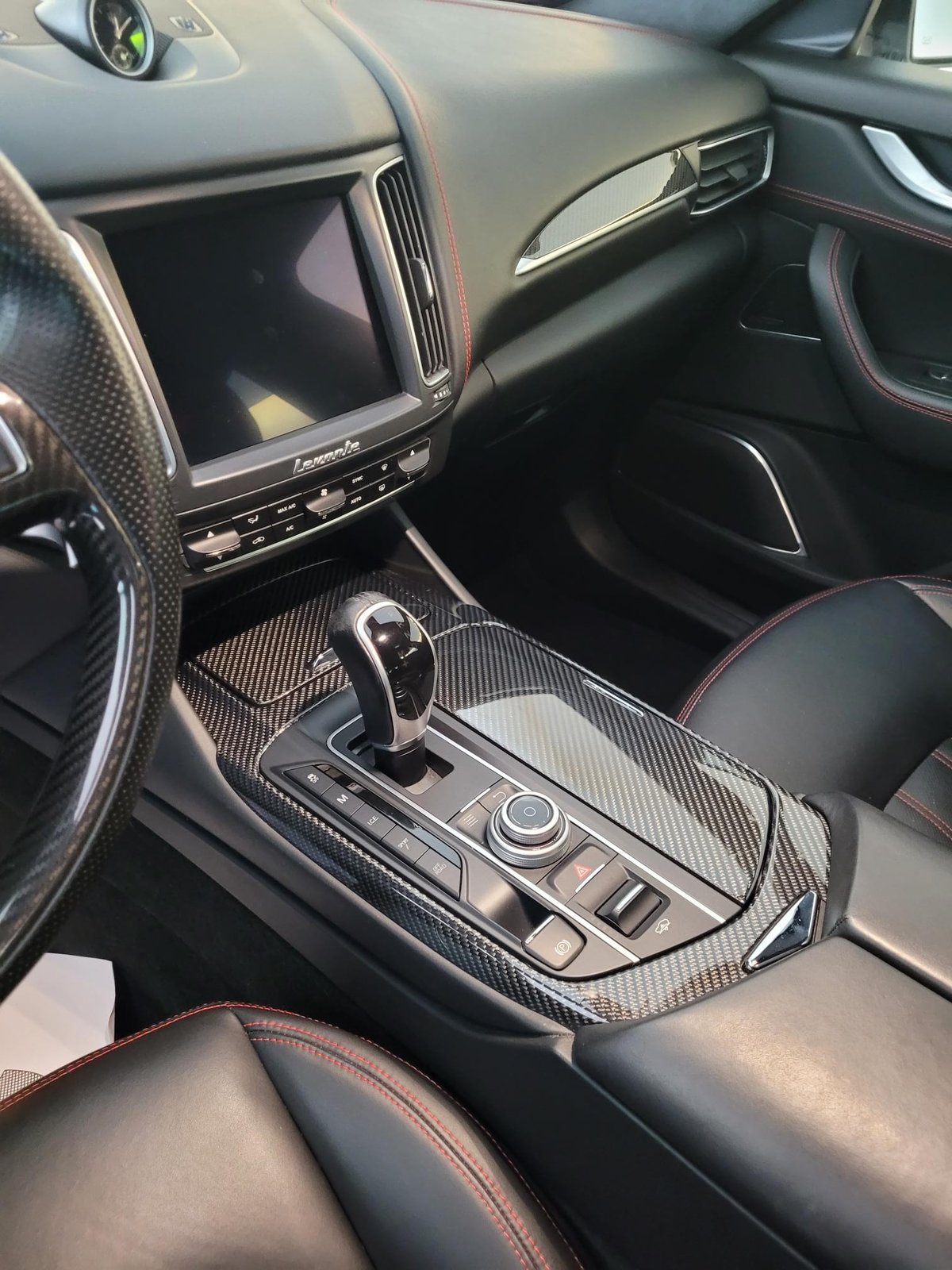 MASERATI Levante D 3.0 V6 Automatica, Diesel, Occasion / Gebraucht, Automatik - 4
