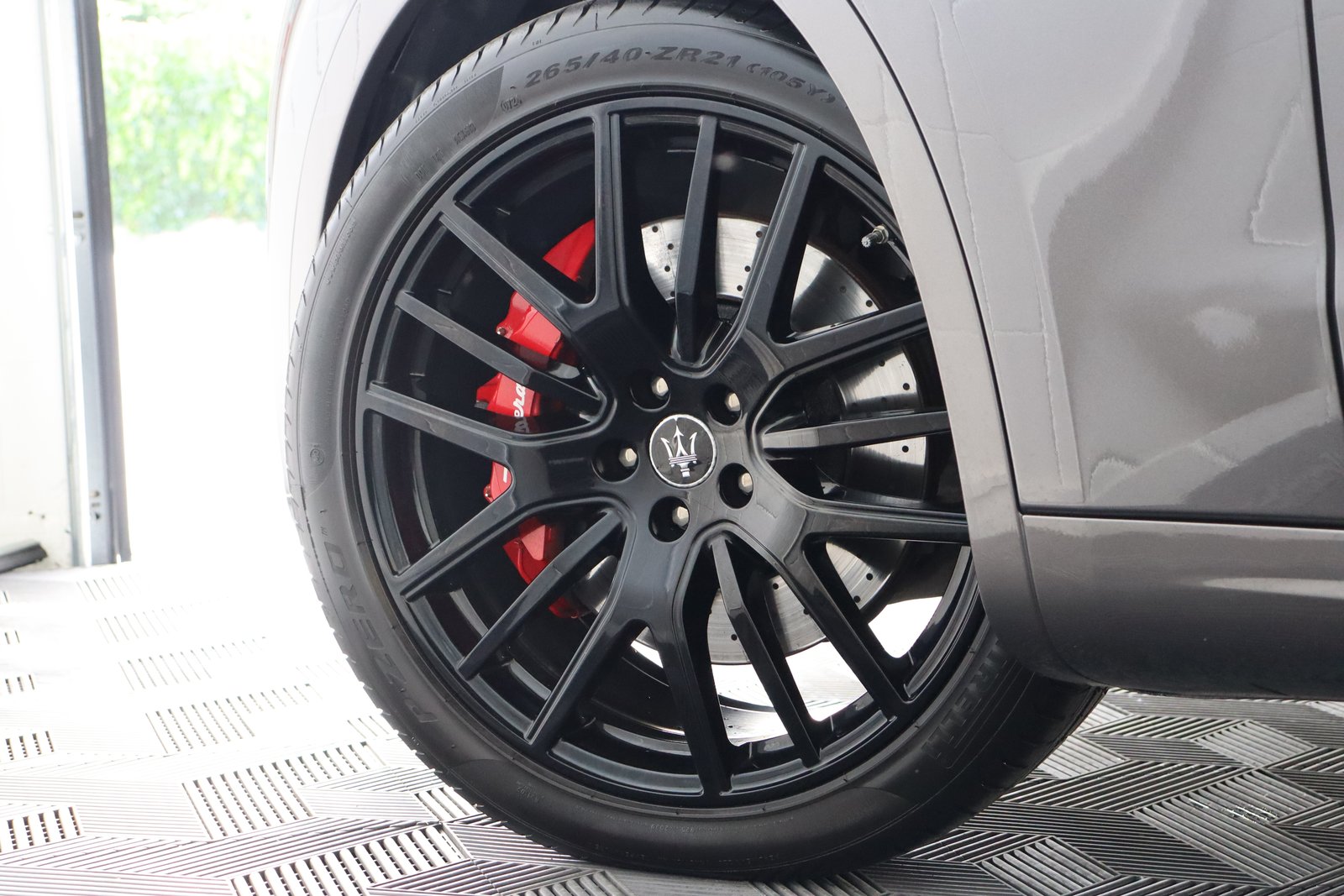 MASERATI Levante 3.8 V8 Trofeo Q4 Automatica, Benzin, Occasion / Gebraucht, Automatik - 5