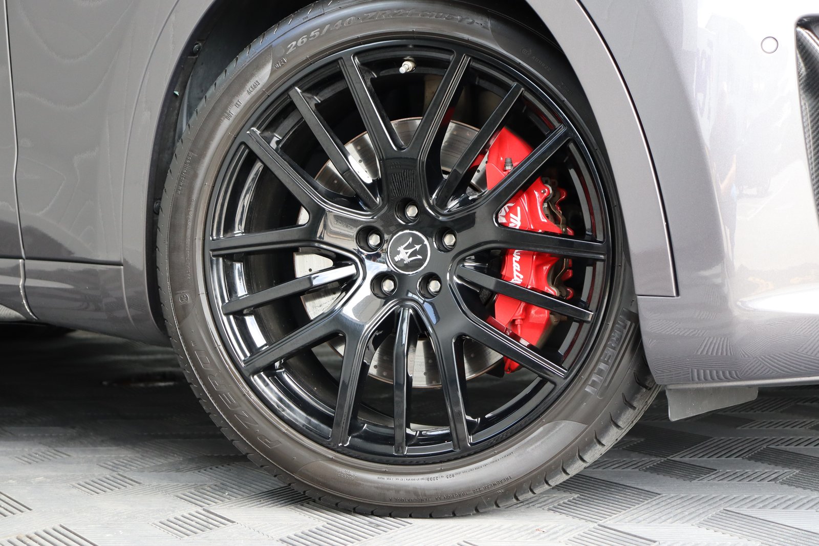 MASERATI Levante 3.8 V8 Trofeo Q4 Automatica, Benzin, Occasion / Gebraucht, Automatik - 6