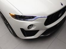 MASERATI Levante 3.8 V8 Trofeo Q4 Automatica, Petrol, Second hand / Used, Automatic - 5