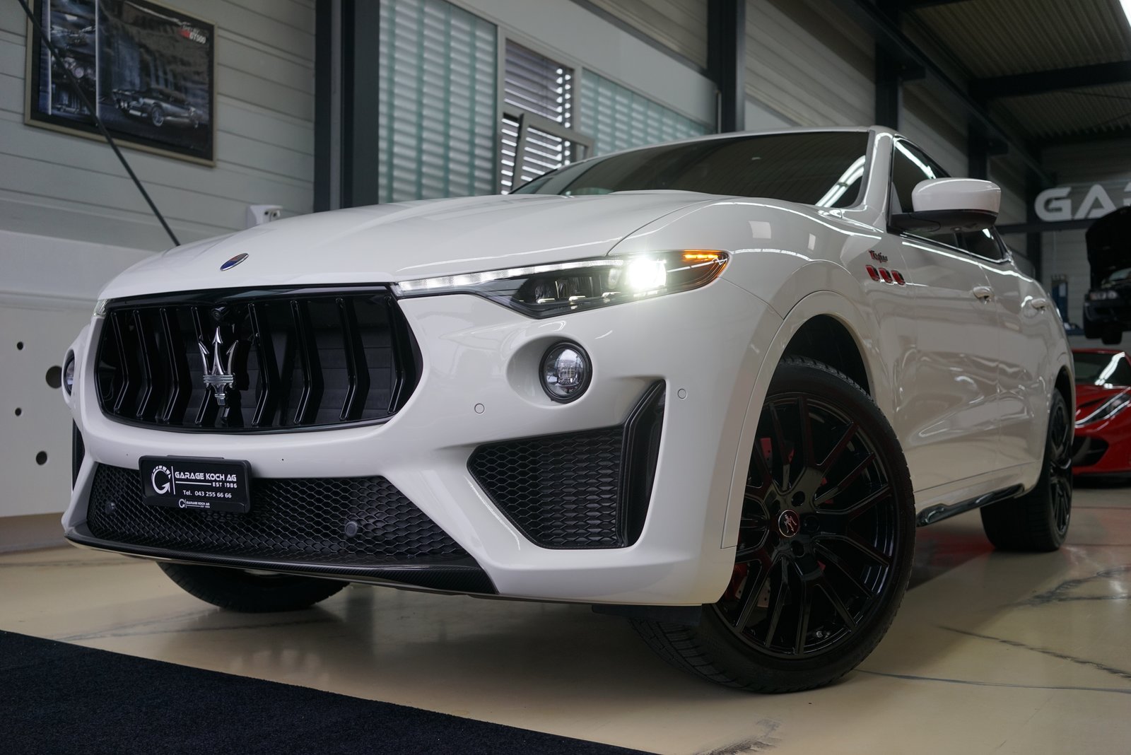 MASERATI Levante 3.8 V8 Trofeo Q4 Automatica, Benzina, Occasioni / Usate, Automatico - 2