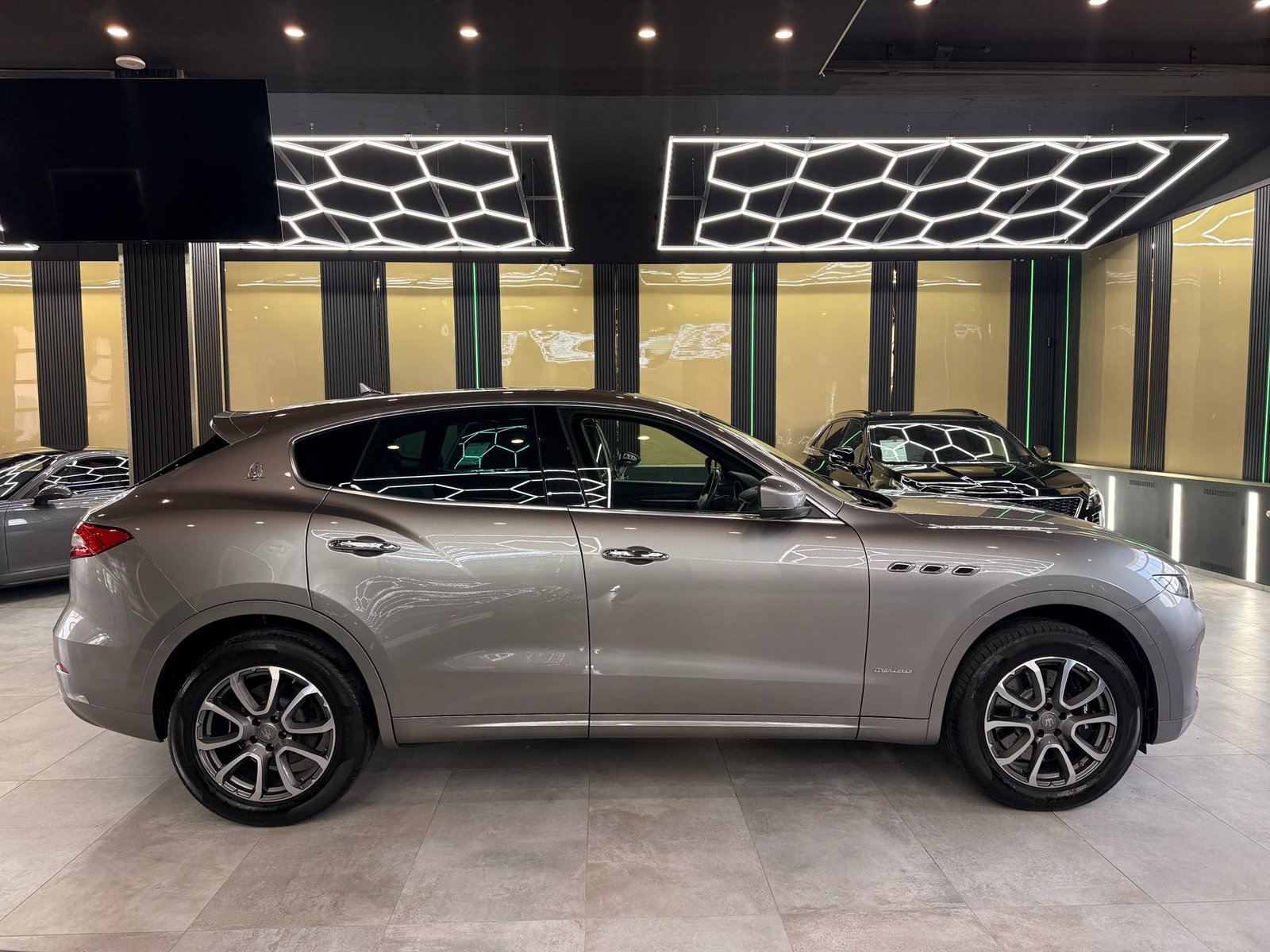 MASERATI Levante D 3.0 V6 GranLusso Automatica, Diesel, Occasion / Utilisé, Automatique - 4
