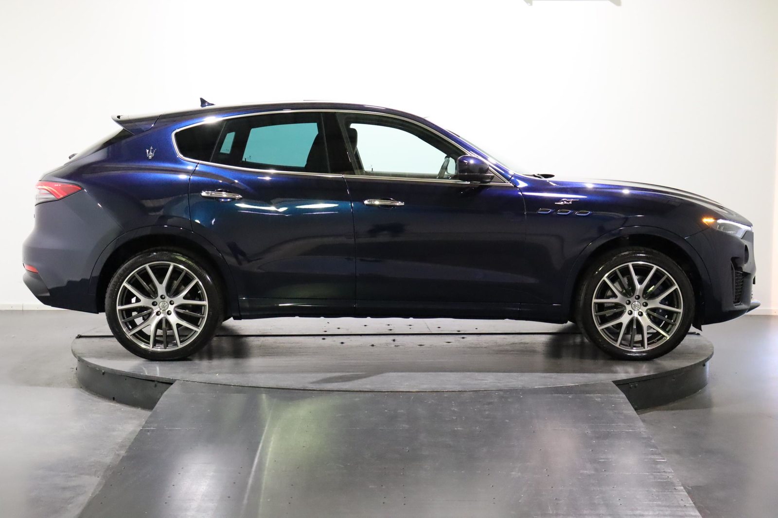 MASERATI Levante 2.0 Hybrid GT, Mild-Hybrid Petrol/Electric, Second hand / Used, Automatic - 3