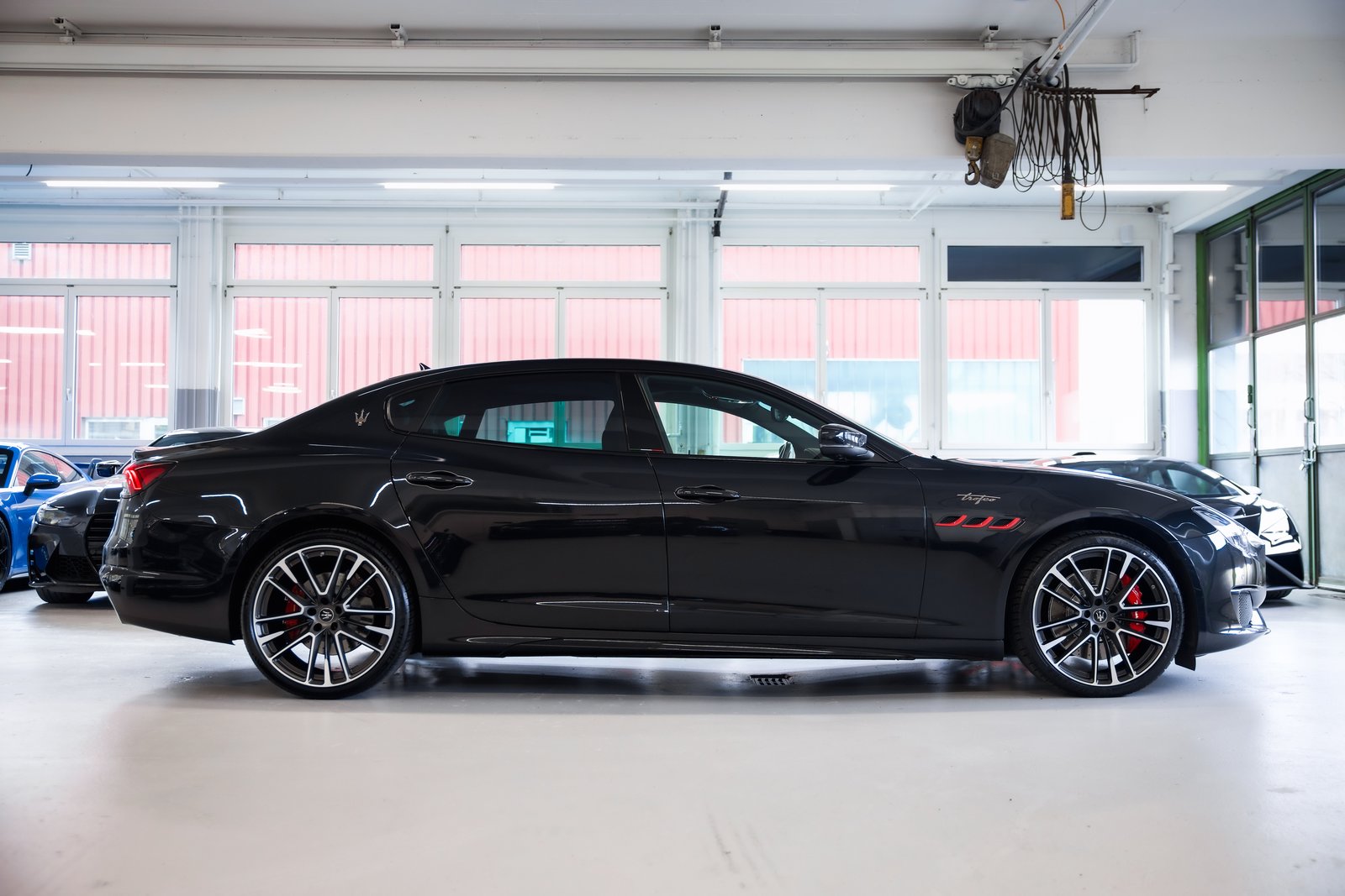 MASERATI Quattroporte 3.8 V8 Trofeo Automatica, Petrol, Second hand / Used, Automatic - 4