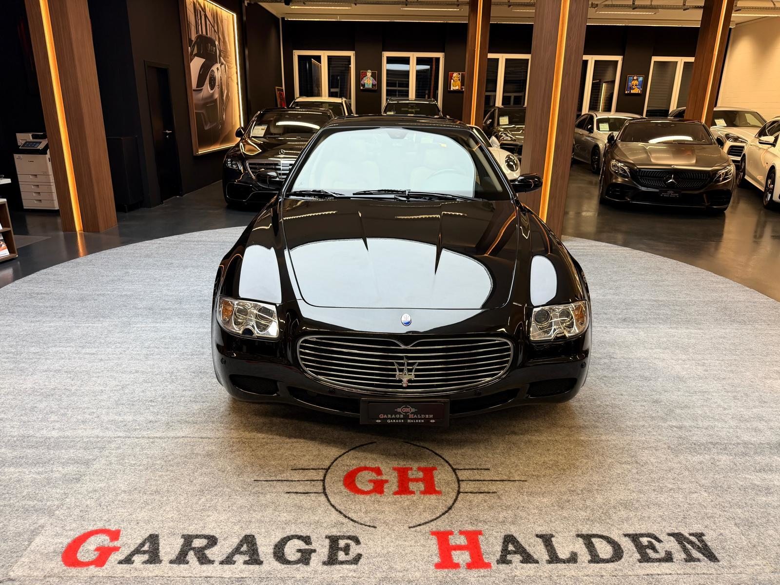 MASERATI Quattroporte 4.2 V8, Petrol, Second hand / Used, Manual - 3