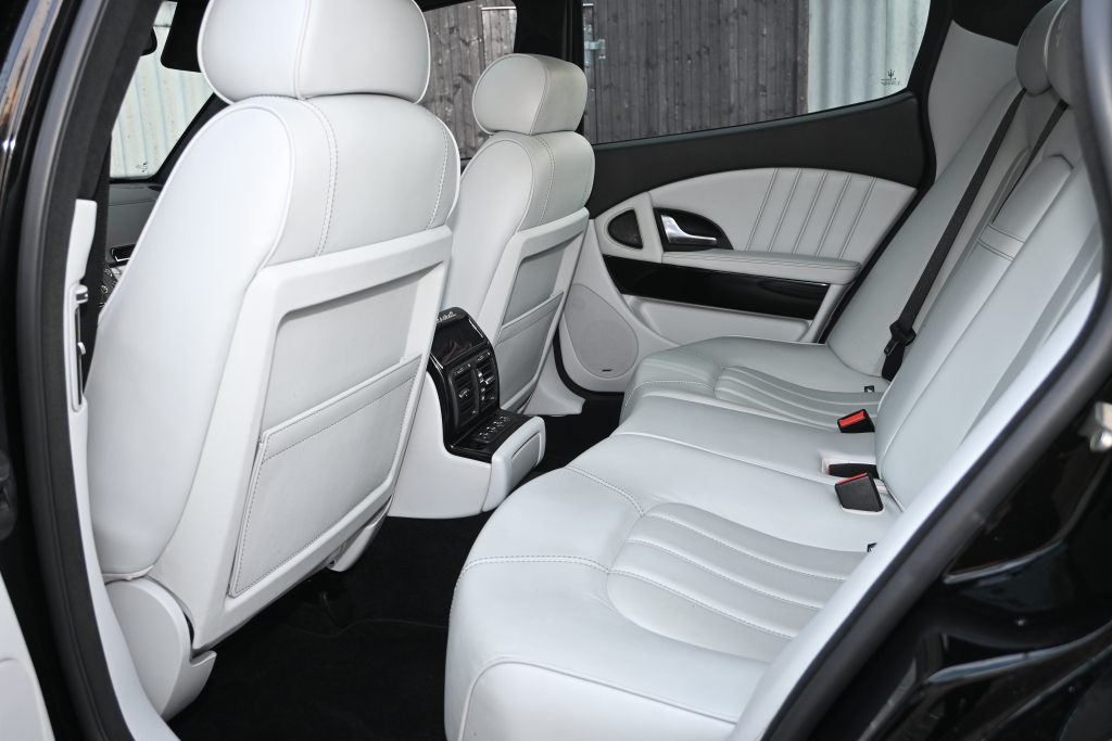 MASERATI QUATTROPORTE 4.7 V8 S, Essence, Occasion / Utilisé, Automatique - 3
