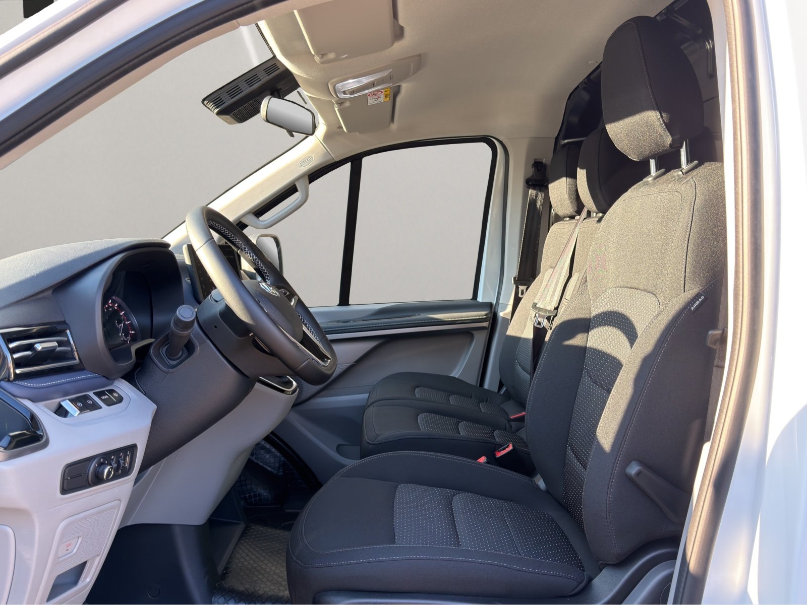MAXUS Deliver 7 Kaw. L2H1 2.0 TD Base, Diesel, New car, Manual - 7
