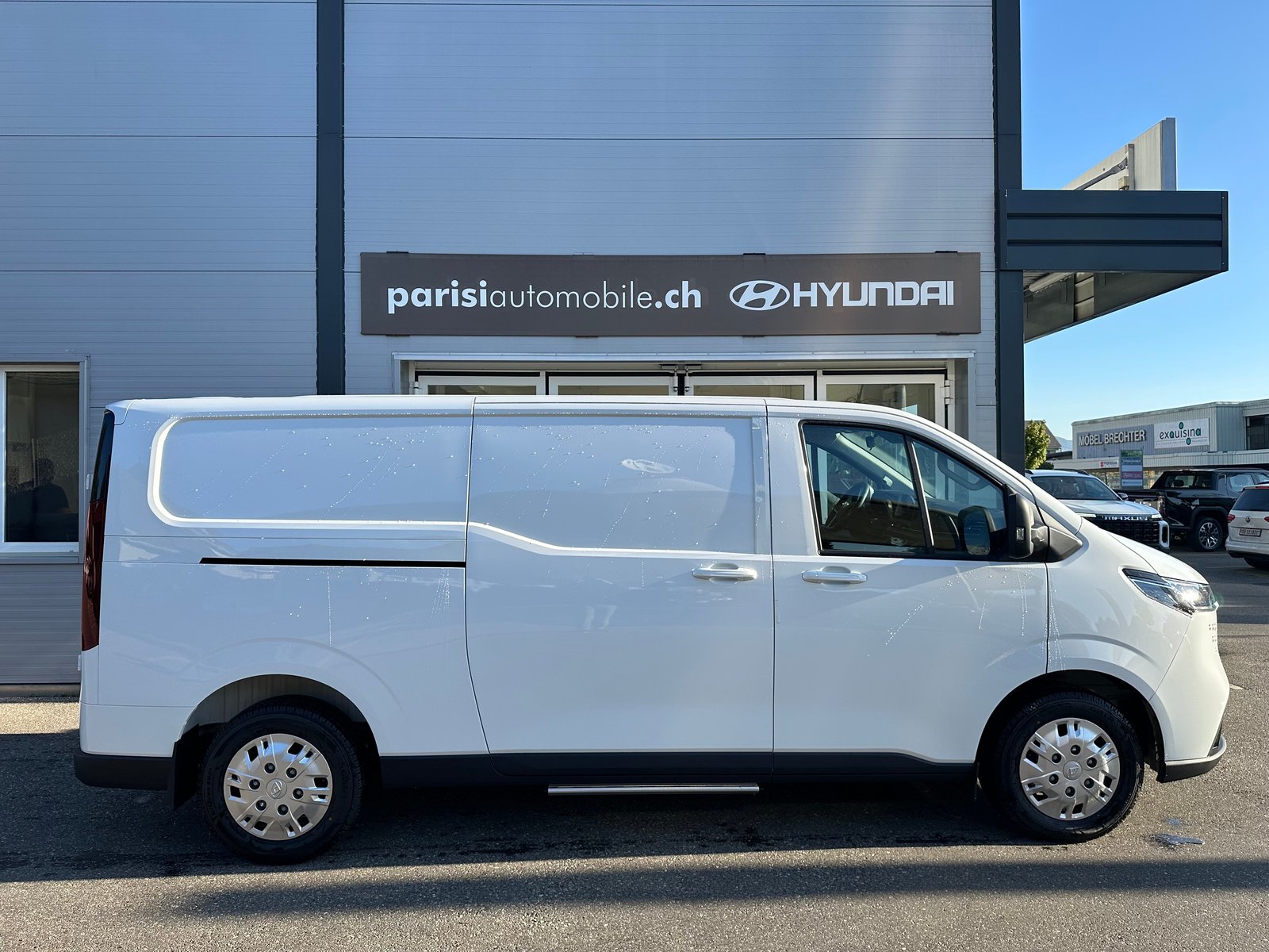MAXUS Deliver 7 2.0D L2 Dual Sliding Door, Diesel, New car, Manual - 4