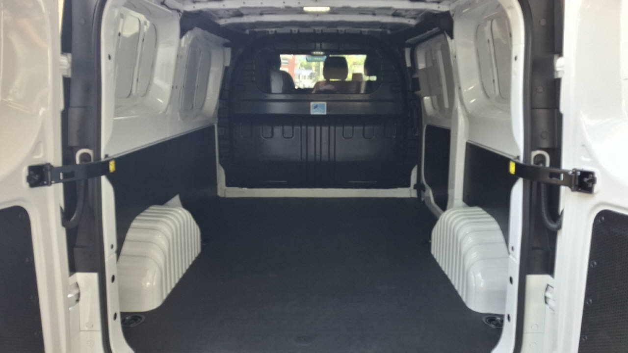 MAXUS Deliver 7 Kaw. L1H1 2.0 TD Base, Diesel, Voiture nouvelle, Manuelle - 6