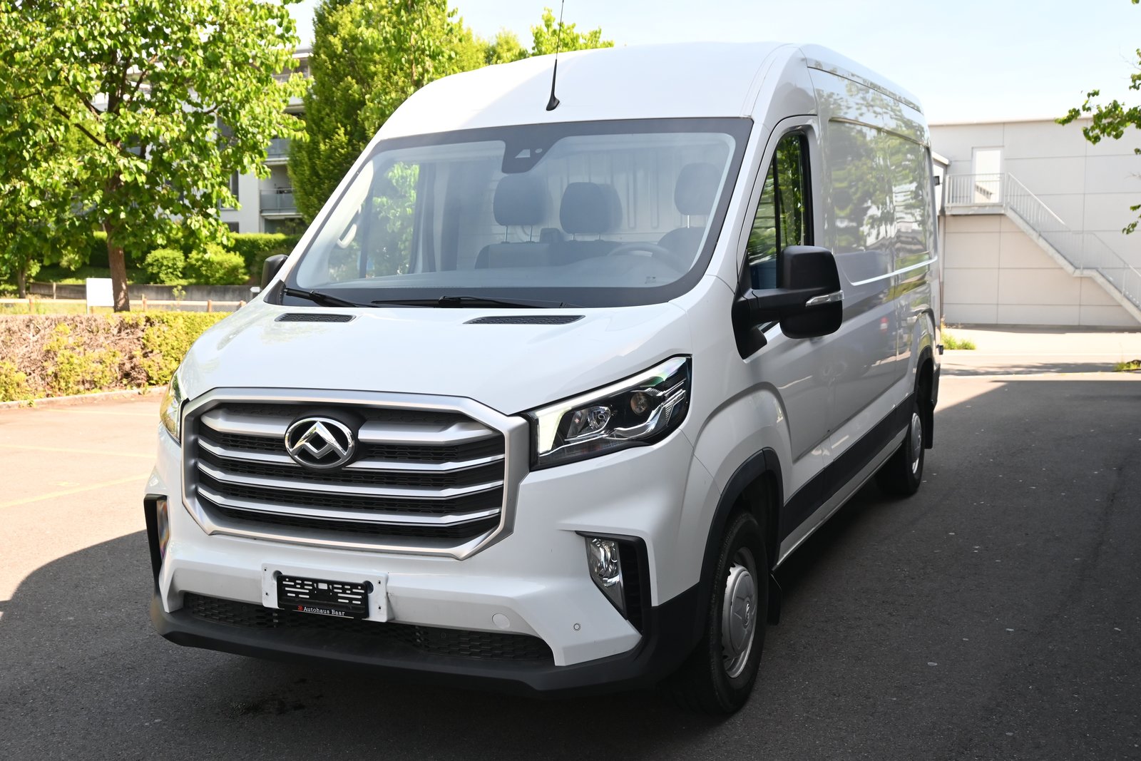 MAXUS Deliver 9 2.0D L4 RWD Base