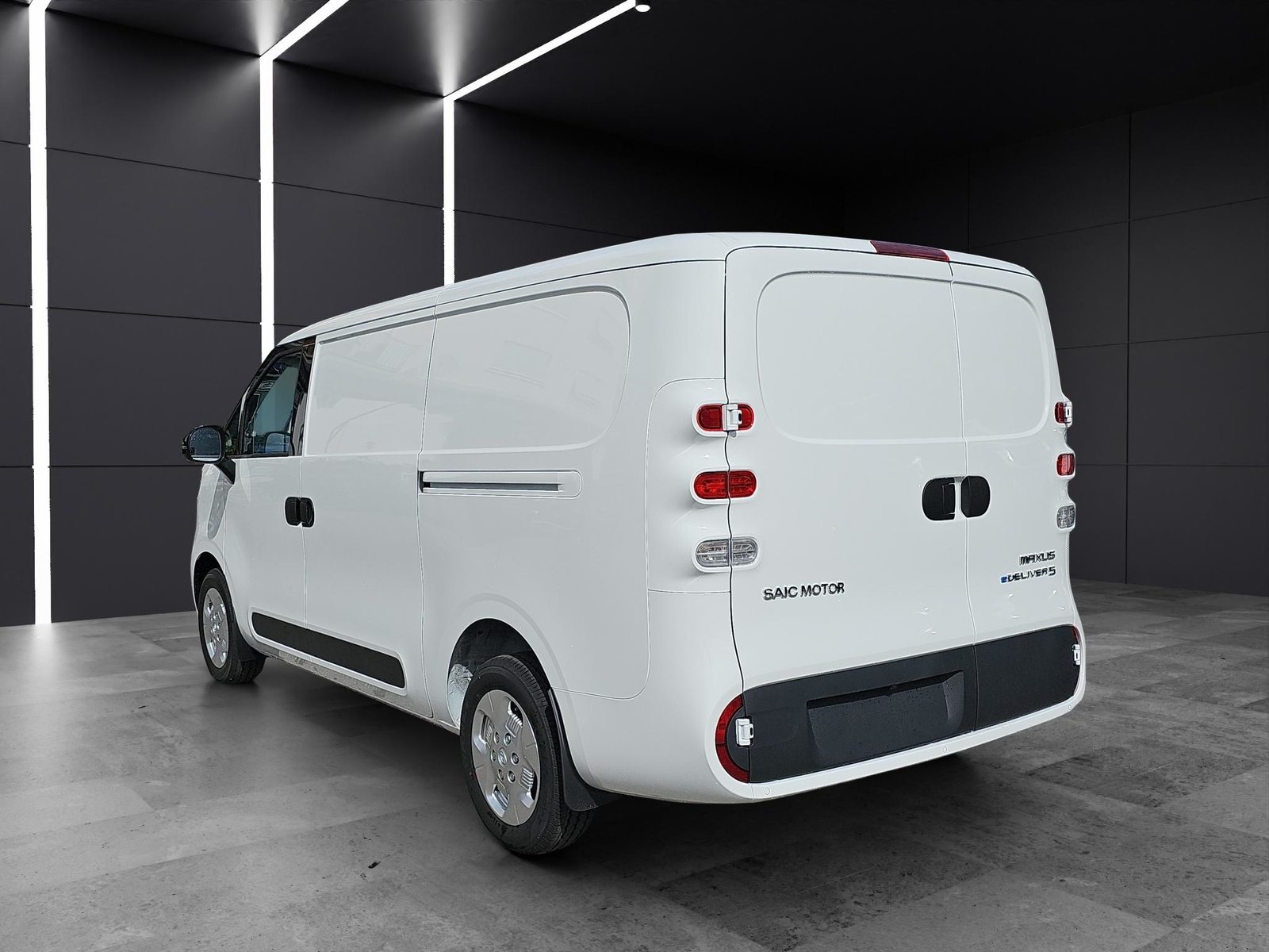 MAXUS eDeliver 5 Kaw. E-Motor 64kWh, Electric, Ex-demonstrator, Automatic - 3
